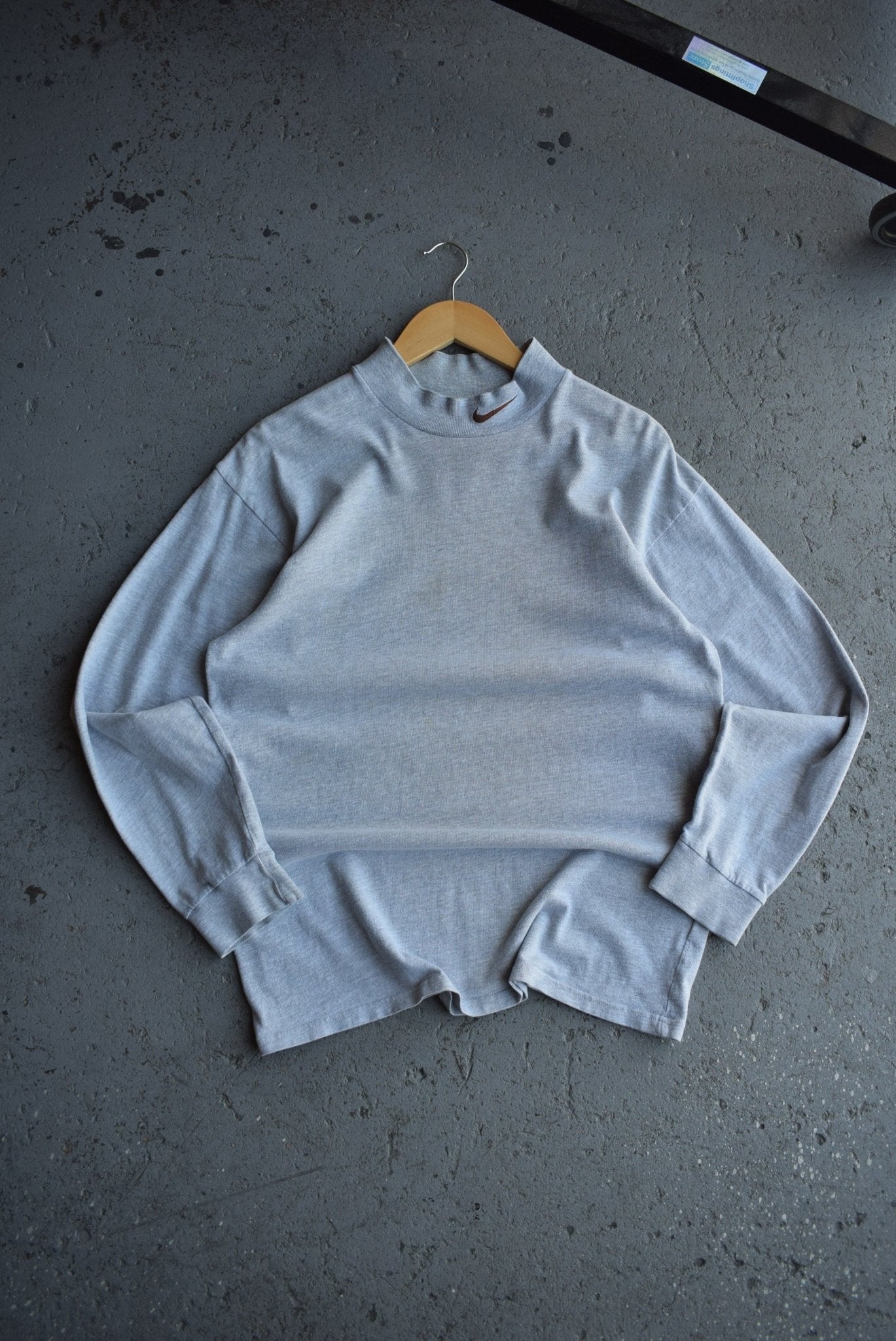 Vintage 90s Nike Classic Logo Embroidered Mockneck (M) - Retrospective Store