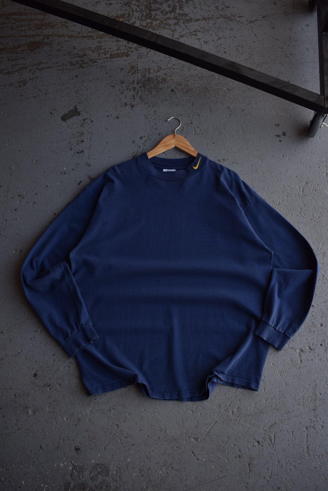 Vintage 90s Nike Classic Logo Embroidered Mockneck (XL) - Retrospective Store