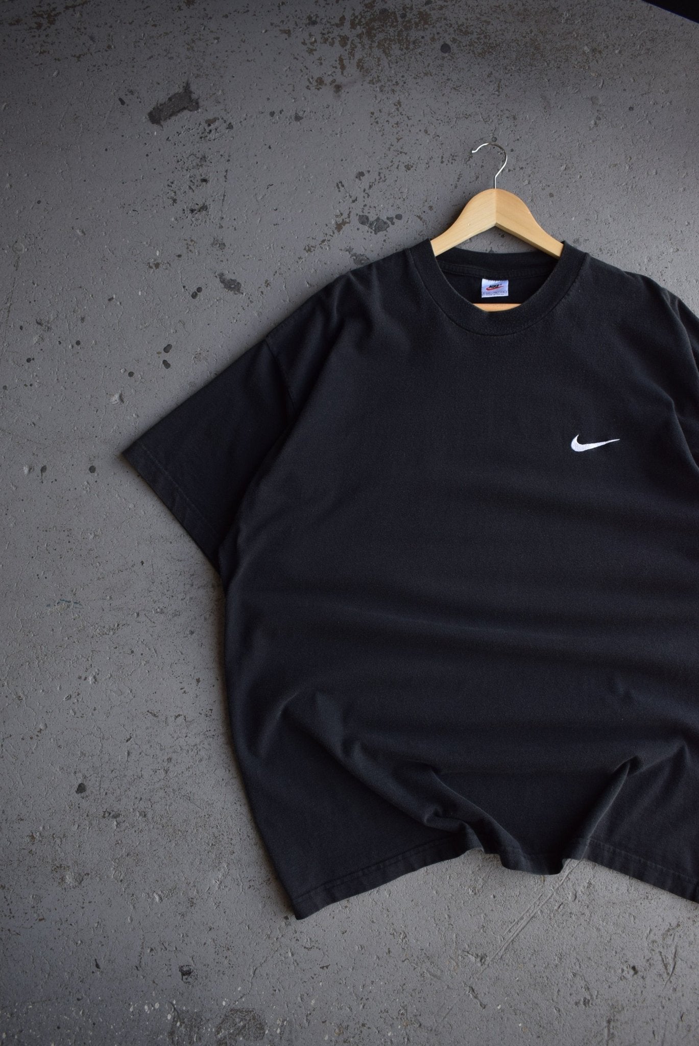 Vintage 90s Nike Classic Logo Embroidered Tee (XXL) - Retrospective Store