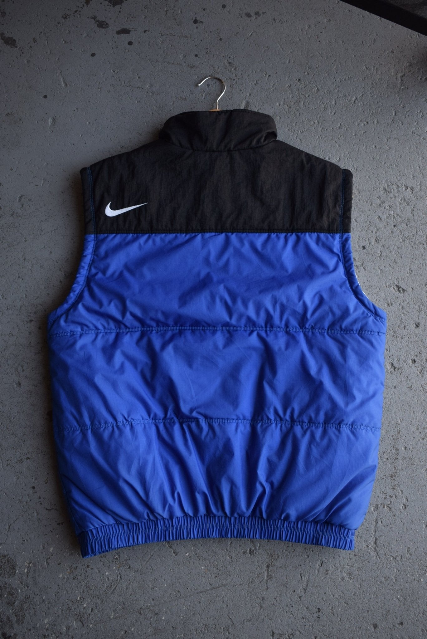 Vintage 90s Nike Classic Logo Embroidered Vest Jacket (M) - Retrospective Store