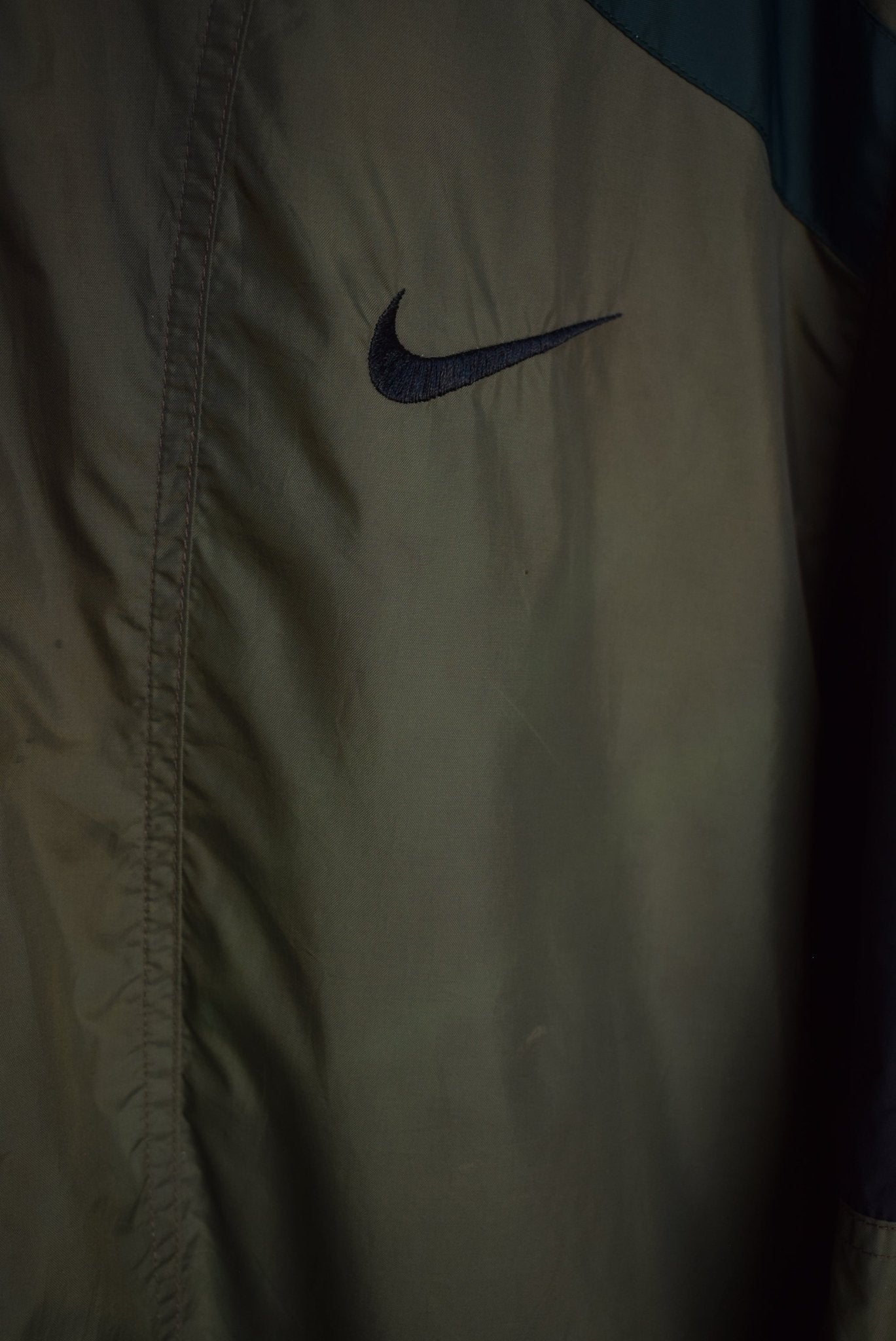 Vintage 90s Nike Classic Logo Embroidered Windbreaker Jacket (M) - Retrospective Store