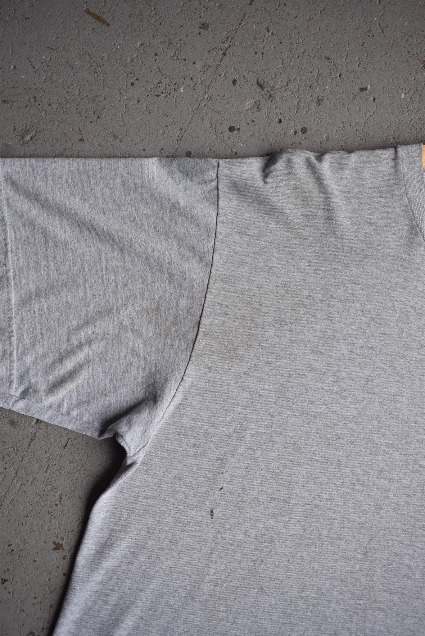Vintage 90s Nike 'Just Do It' Tee (L) - Retrospective Store