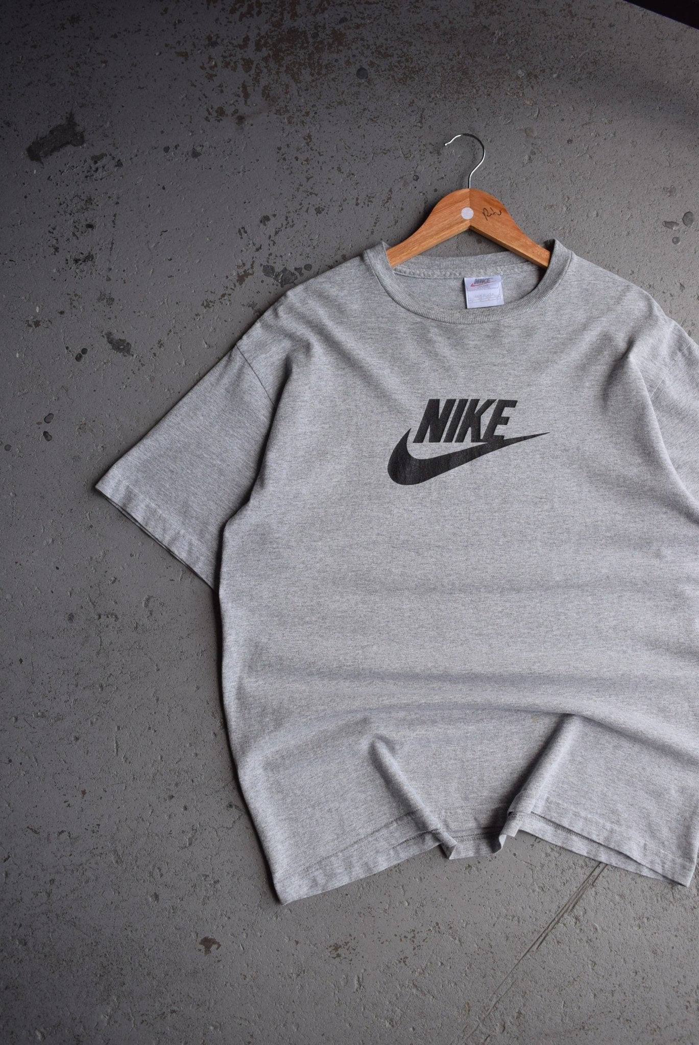 Vintage 90s Nike Spellout Tee (L) - Retrospective Store