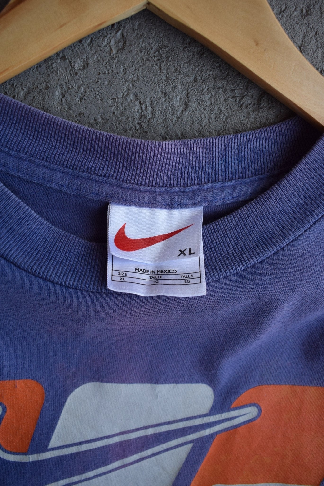 Vintage 90s Nike Swoosh Tee (M) - Retrospective Store