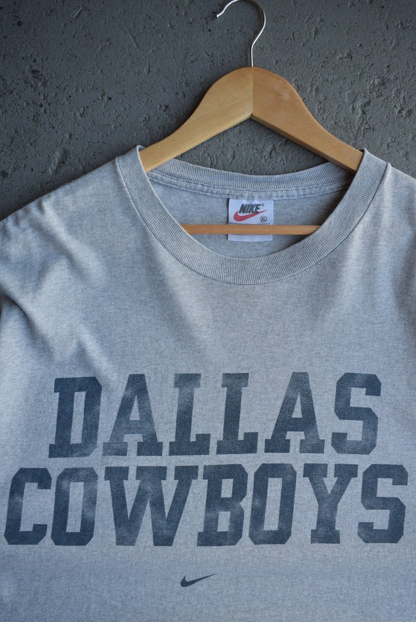 Vintage 90s Nike x NFL Dallas Cowboys Tee (XL) - Retrospective Store