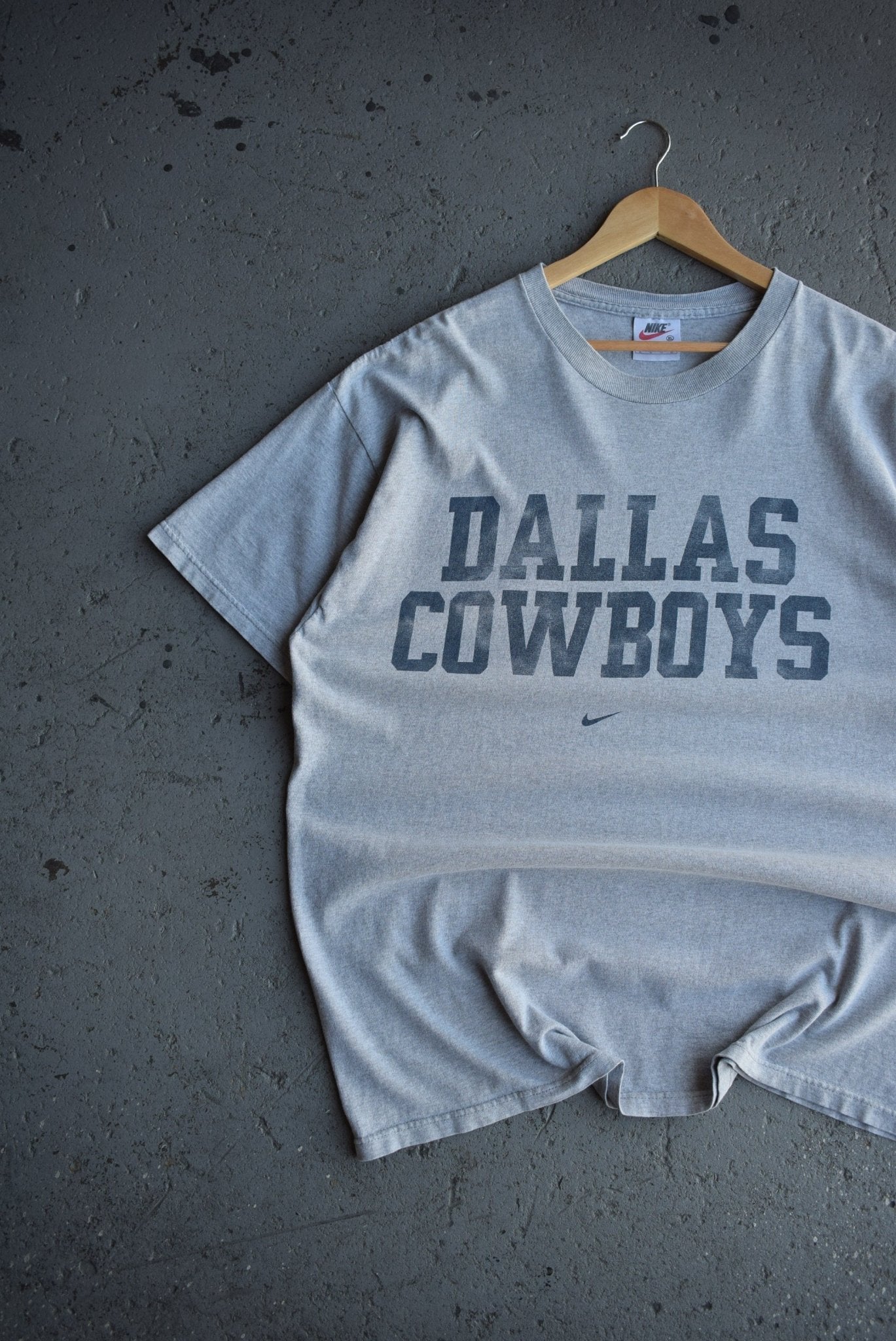 Vintage 90s Nike x NFL Dallas Cowboys Tee (XL) - Retrospective Store