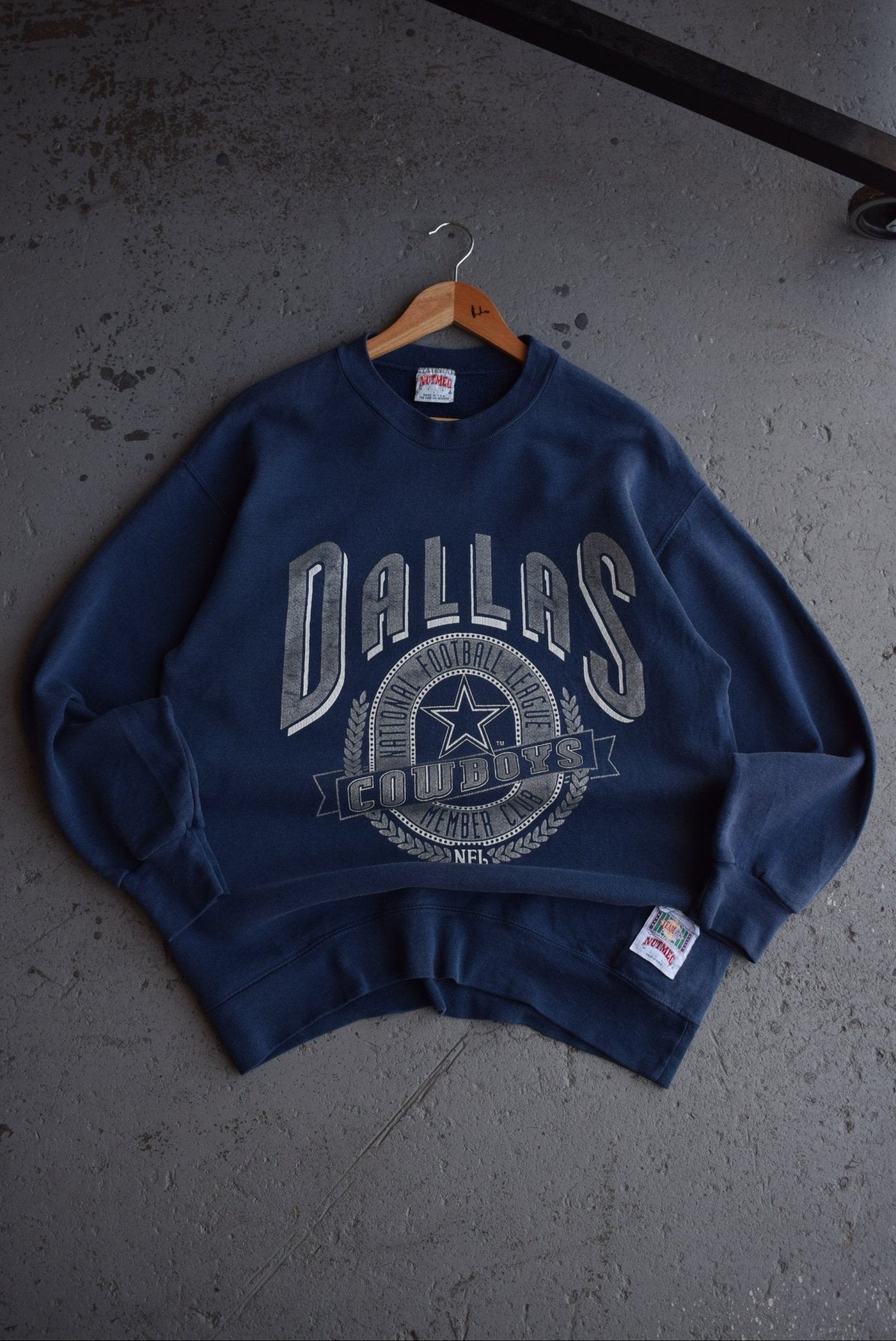 Vintage 90s Nutmeg x NFL Dallas Cowboys Crewneck (L) - Retrospective Store