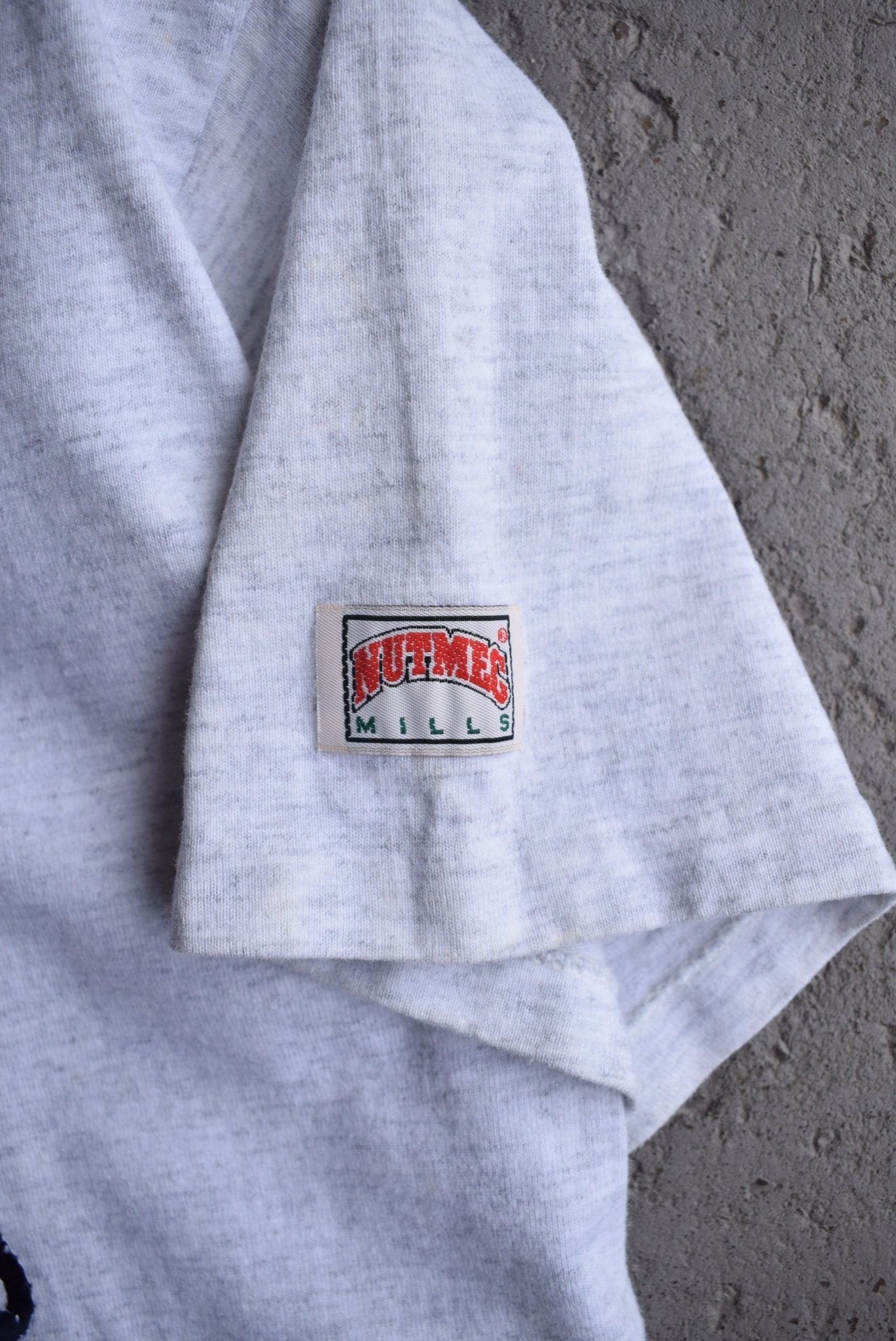 Vintage 90s Nutmeg x University of Michigan Football Embroidered Tee (S/M) - Retrospective Store