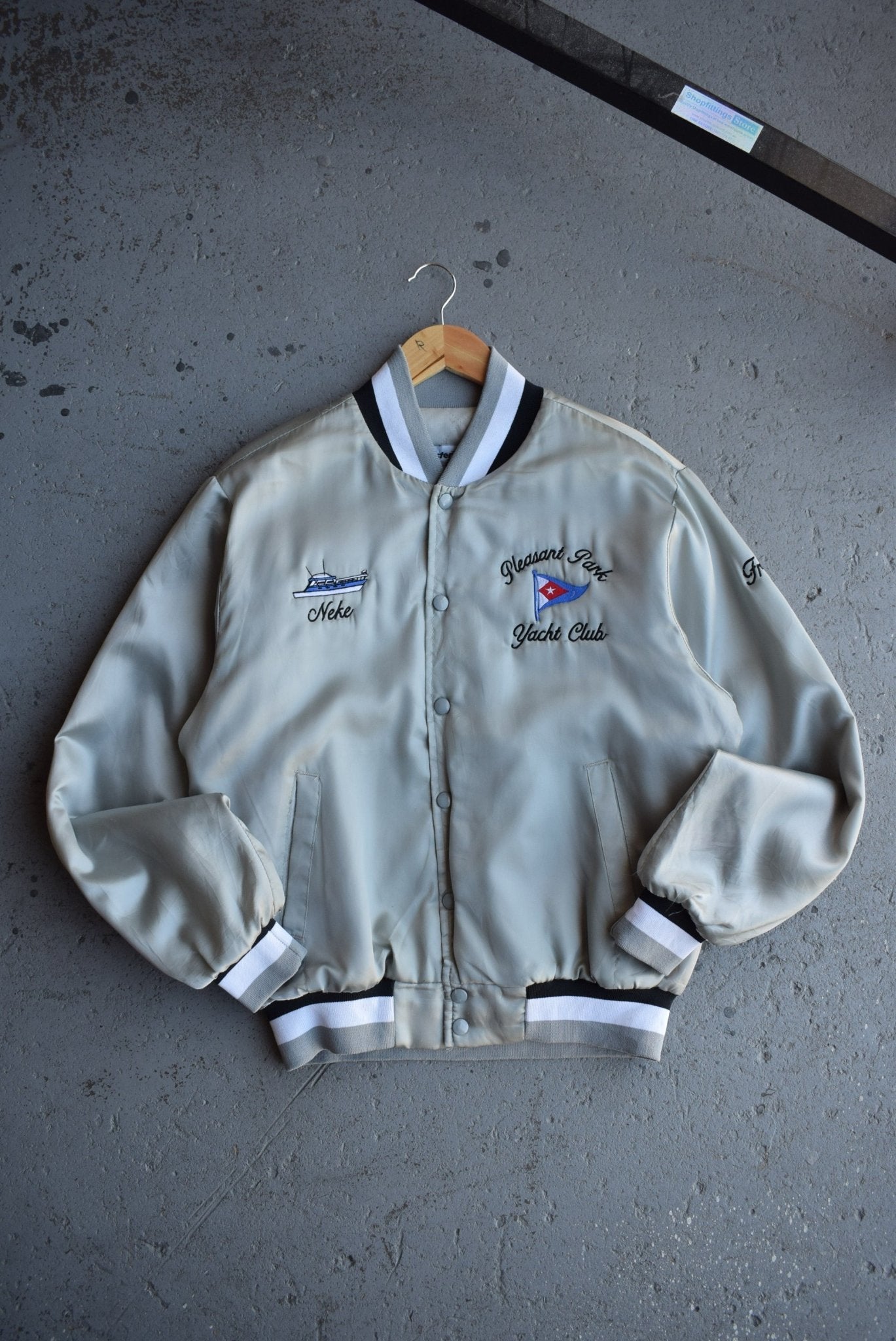 Vintage 90s Pleasant Park Yacht Club Embroidered Satin Jacket (M) - Retrospective Store