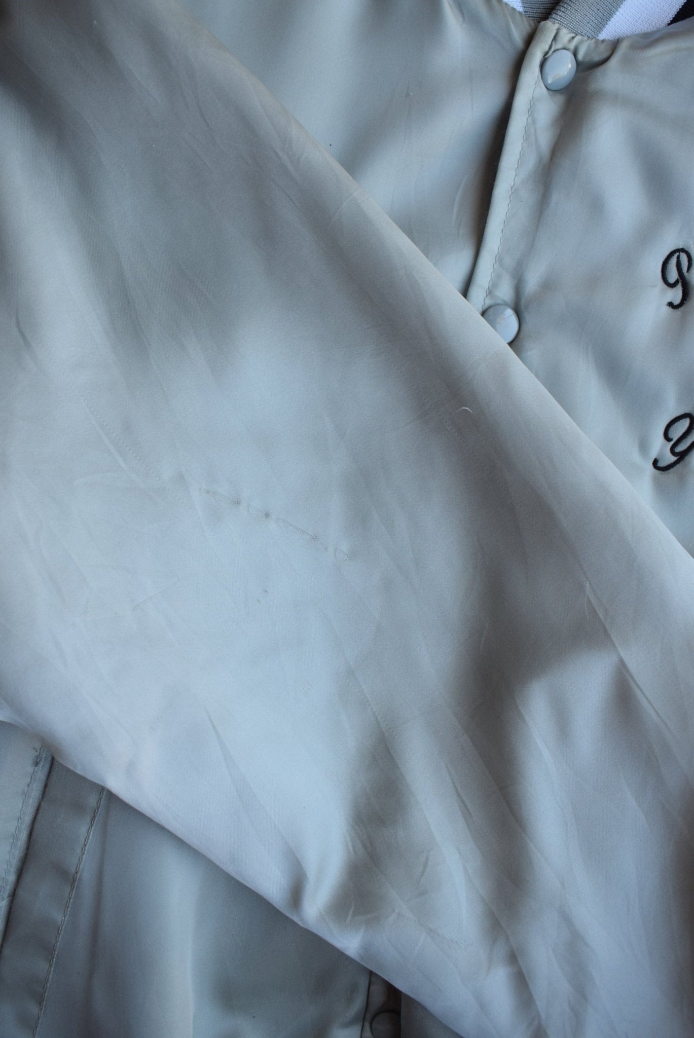 Vintage 90s Pleasant Park Yacht Club Embroidered Satin Jacket (M) - Retrospective Store