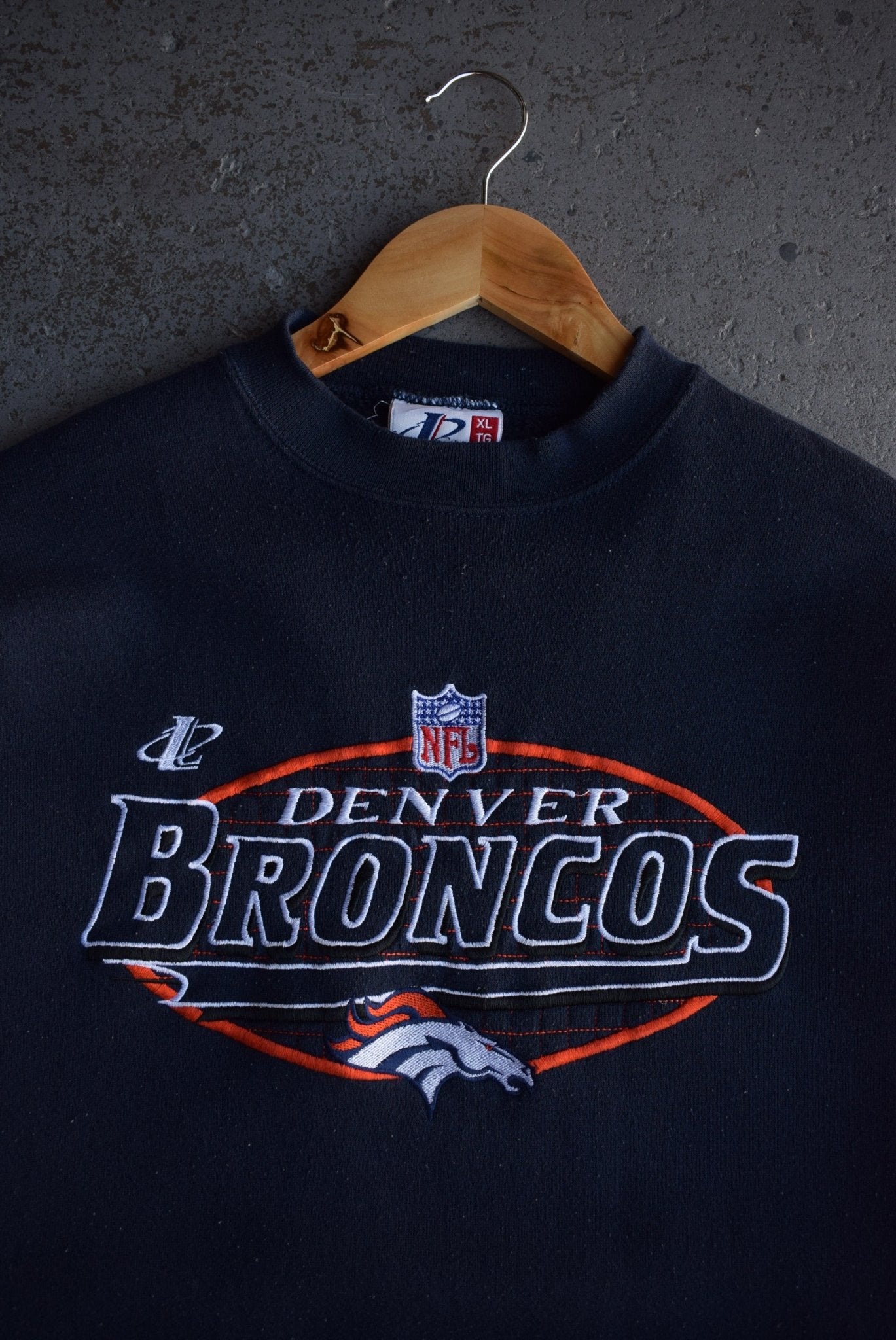 Vintage 90s Pro - Line x NFL Denver Broncos Embroidered Crewneck (L) - Retrospective Store