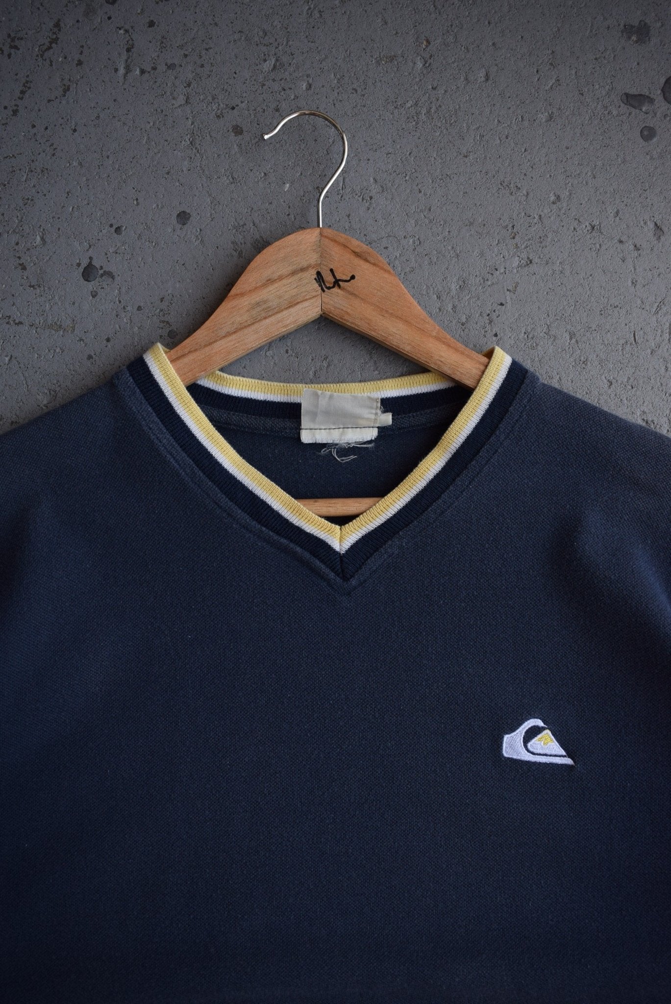 Vintage 90s Quiksilver Classic Logo Embroidered Tee (M/L) - Retrospective Store