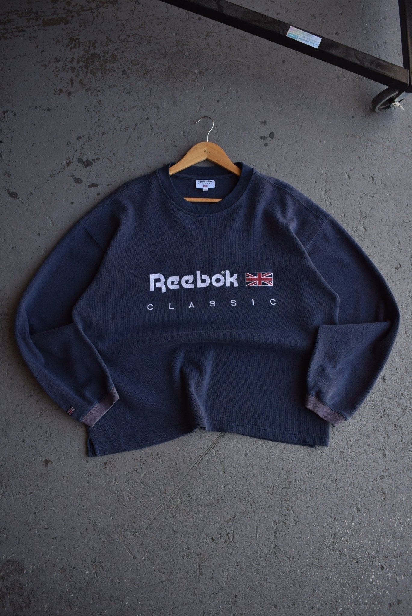 Vintage 90s Reebok Classic Embroidered Spellout Crewneck (XL) - Retrospective Store