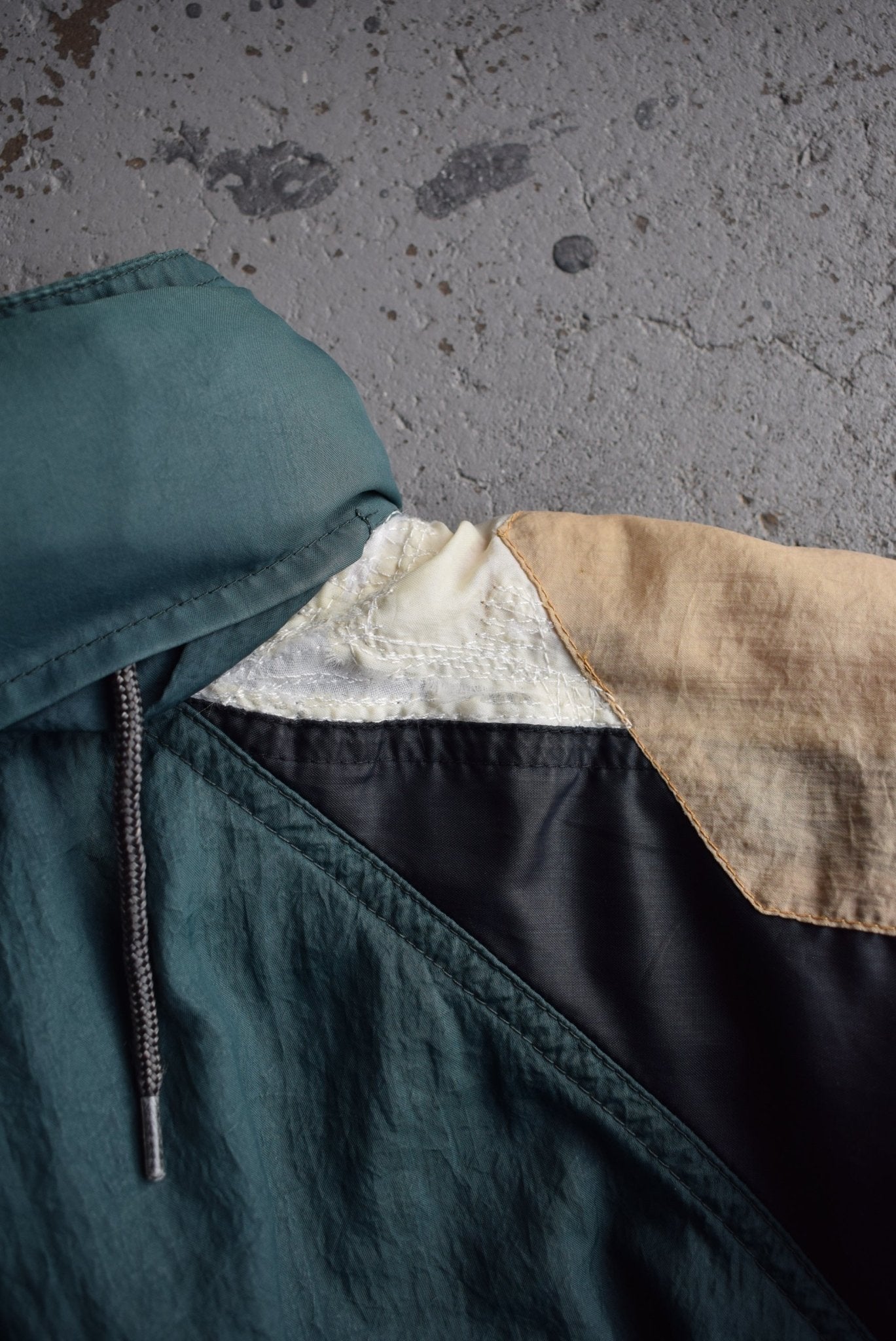 Vintage 90s Reebok Classic Logo Embroidered Jacket (L/XL) - Retrospective Store