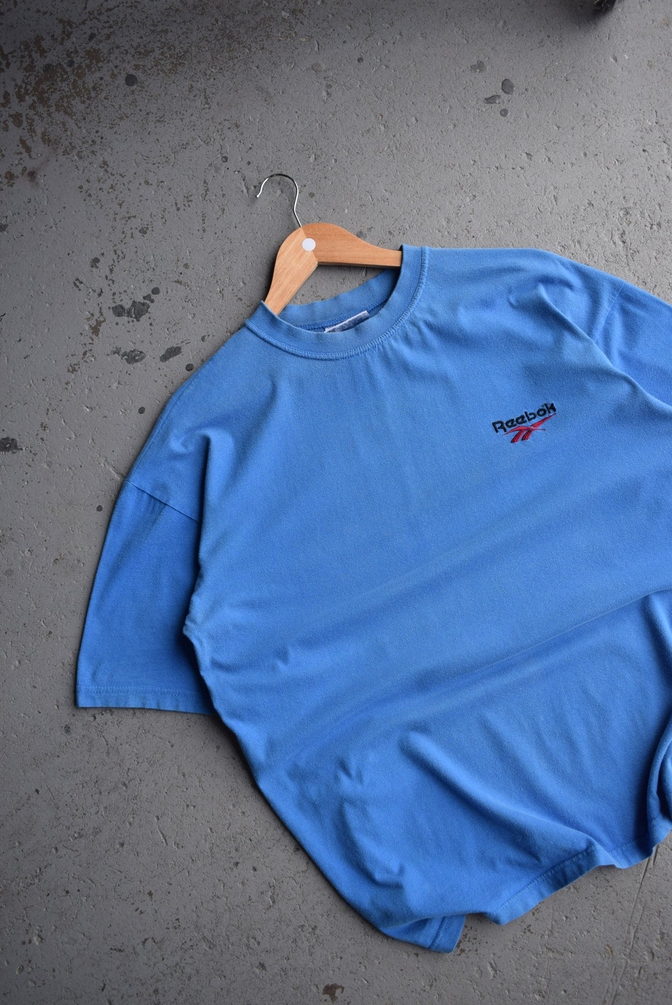 Vintage 90s Reebok Classic Logo Embroidered Tee (L) - Retrospective Store