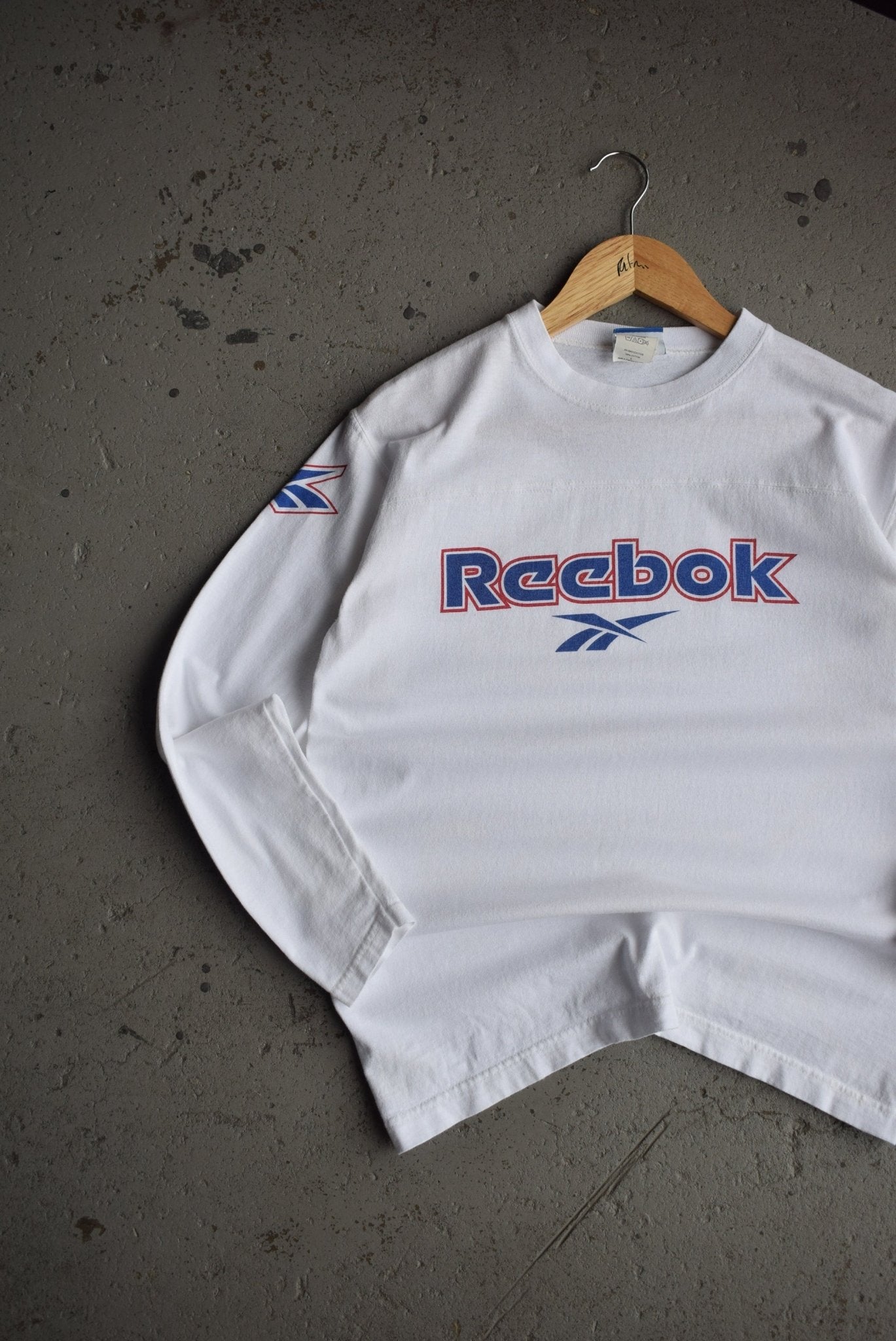 Vintage 90s Reebok Spellout Long Sleeve Tee (S) - Retrospective Store