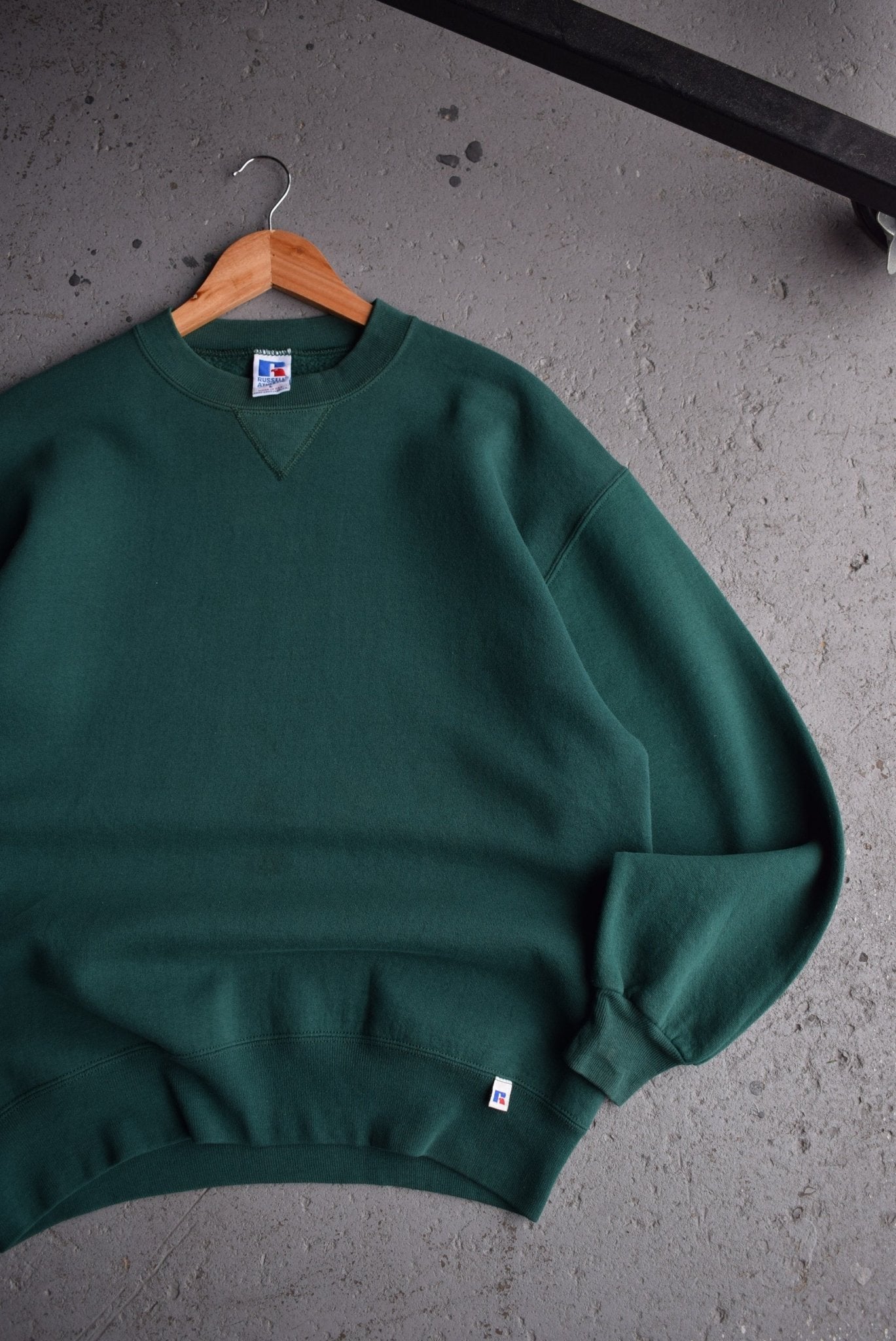 Vintage 90s Russell Athletic Crewneck (M/L) - Retrospective Store