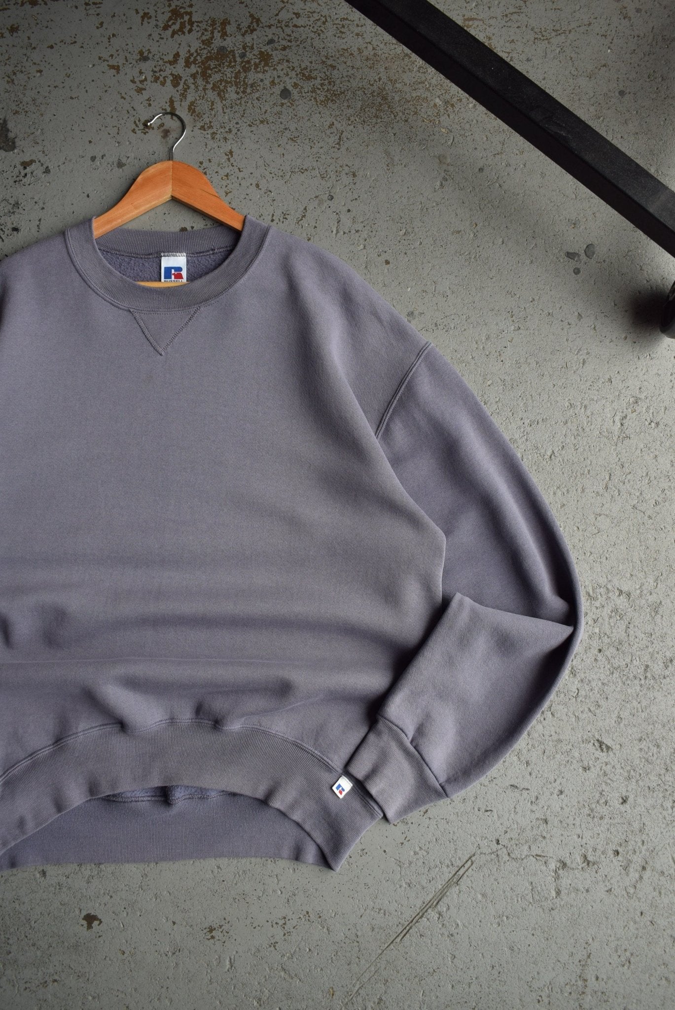 Vintage 90s Russell Athletic Crewneck (XL) - Retrospective Store