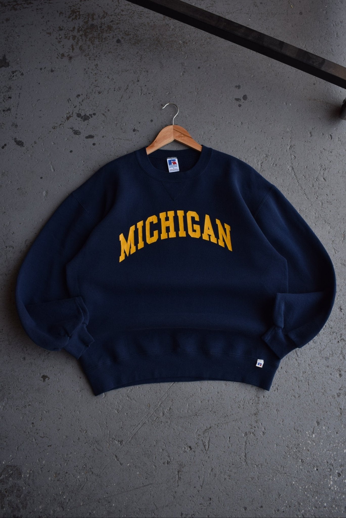 Vintage 90s Russell Athletic x Michigan University Crewneck (L) - Retrospective Store