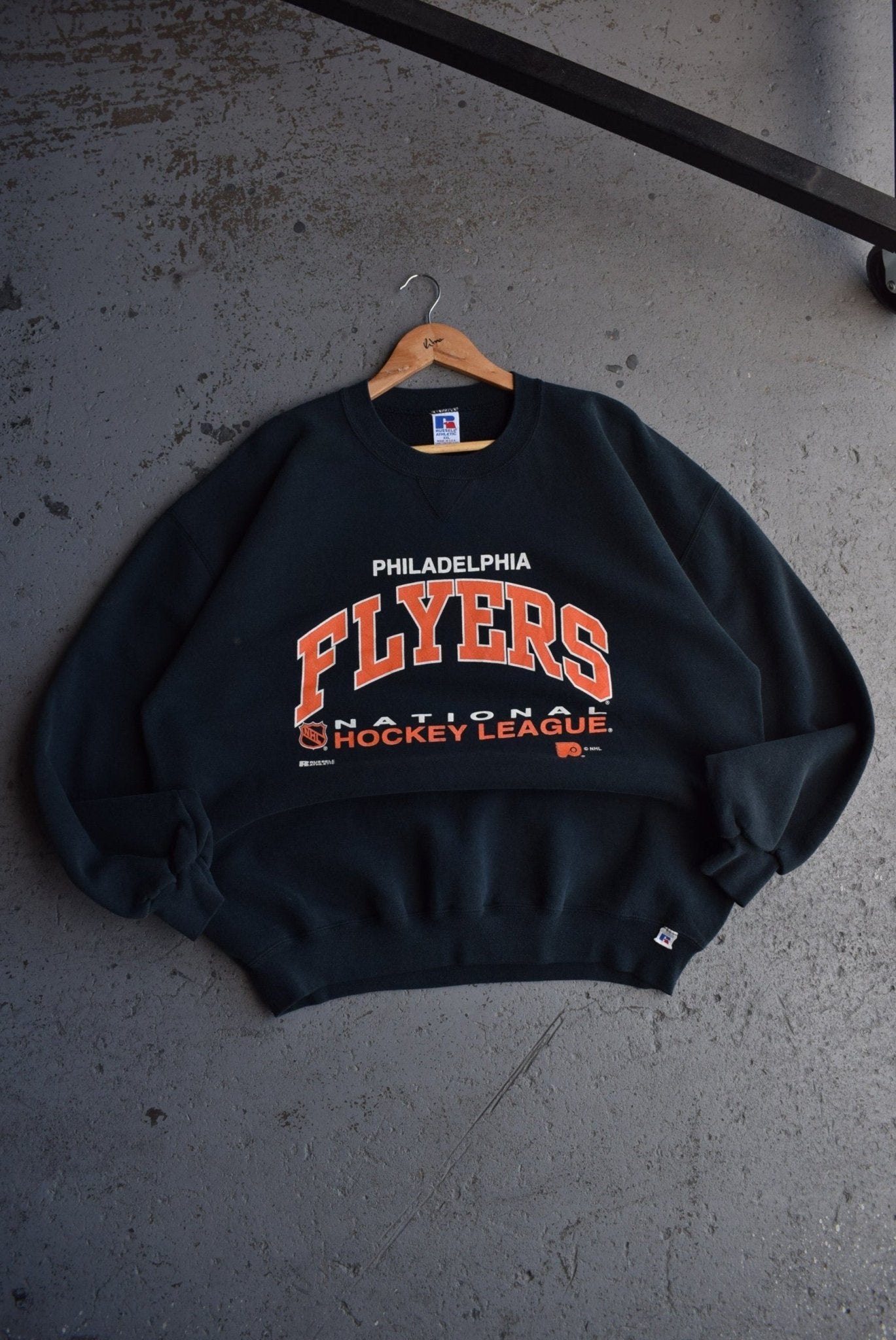 Vintage 90s Russell Athletic x NHL Philadelphia Flyers Crewneck (XL) - Retrospective Store