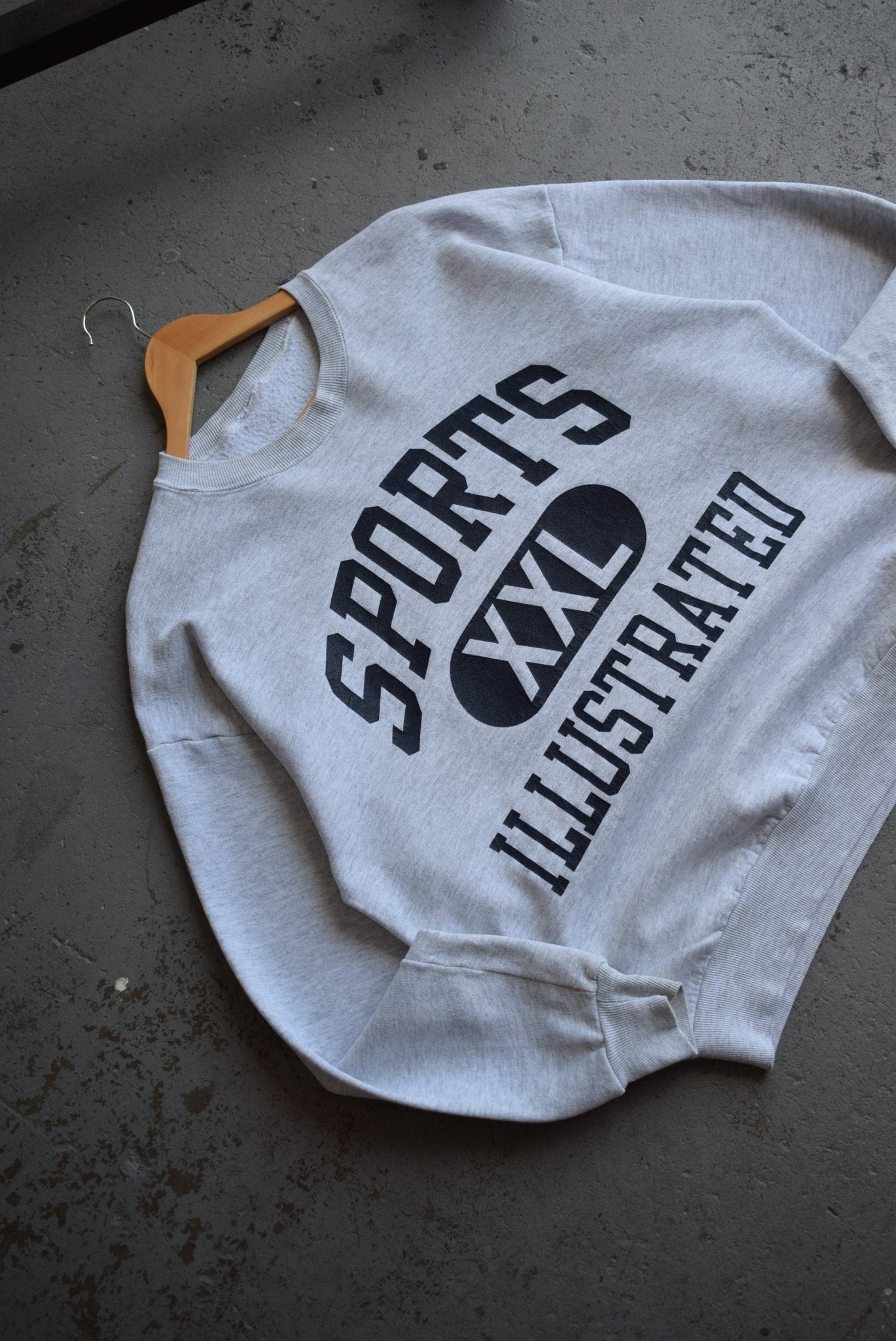 Vintage 90s Sports Illustrated Crewneck (L) - Retrospective Store