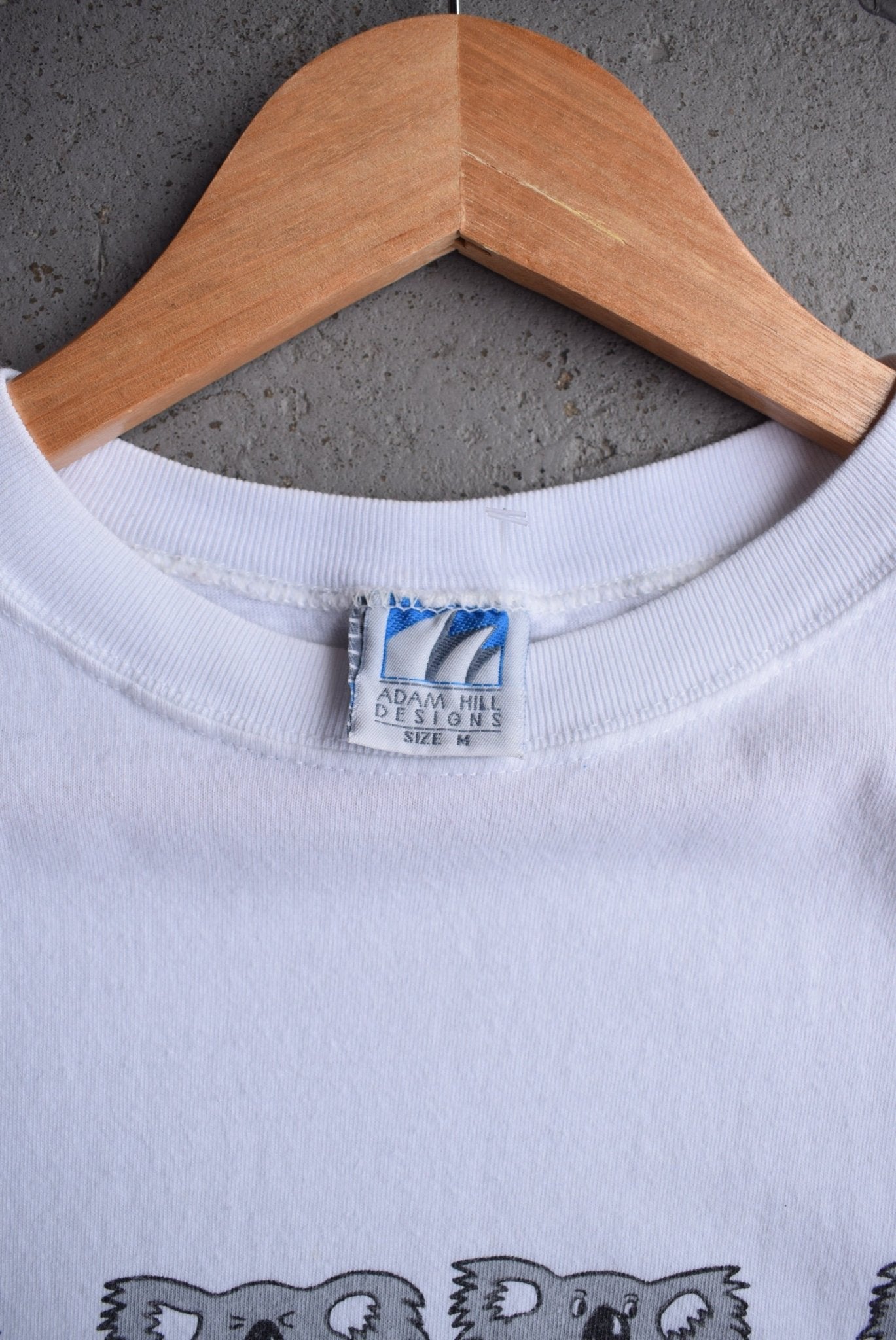 Vintage 90s Sydney Opera House Graphic Tee (M) - Retrospective Store