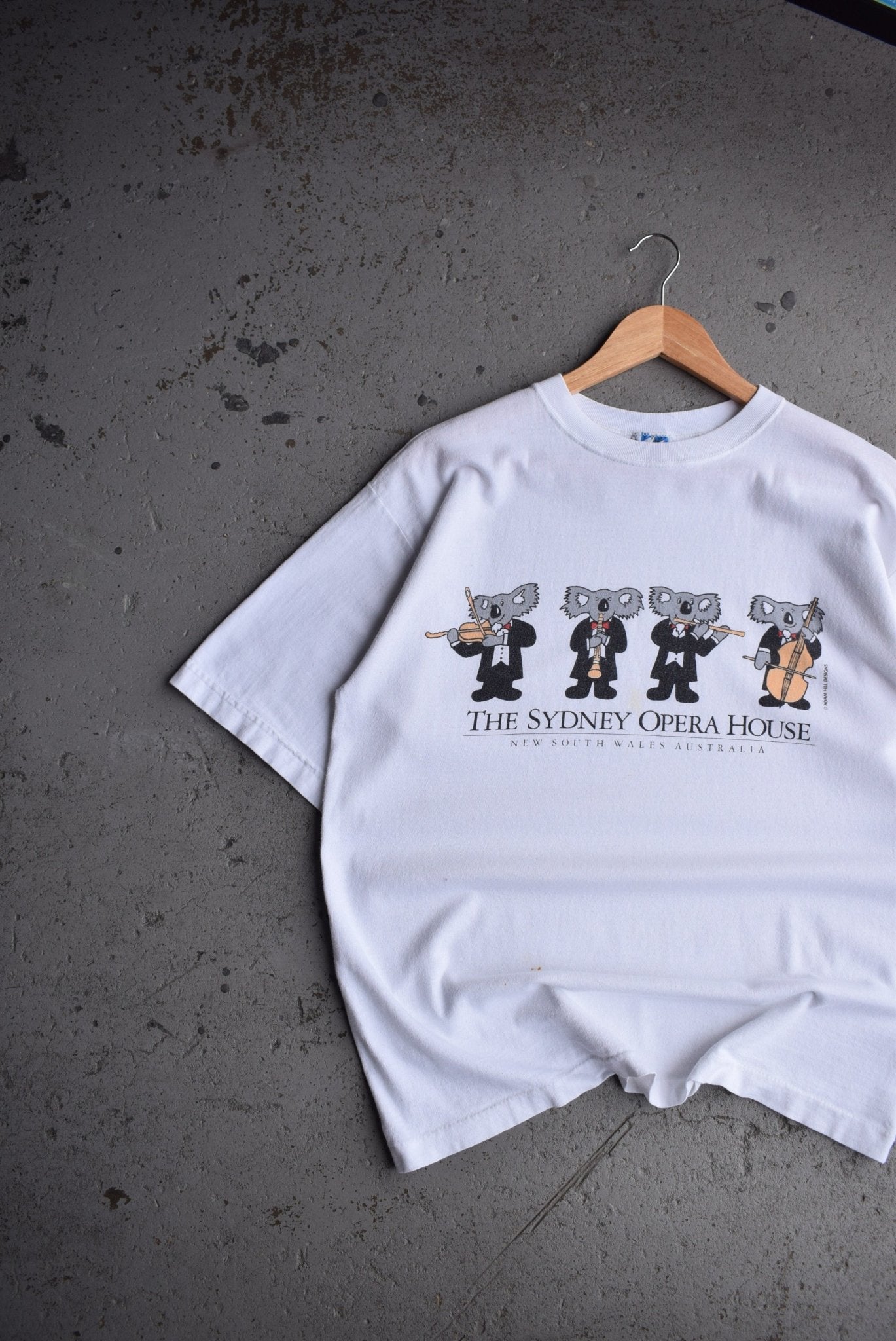 Vintage 90s Sydney Opera House Graphic Tee (M) - Retrospective Store