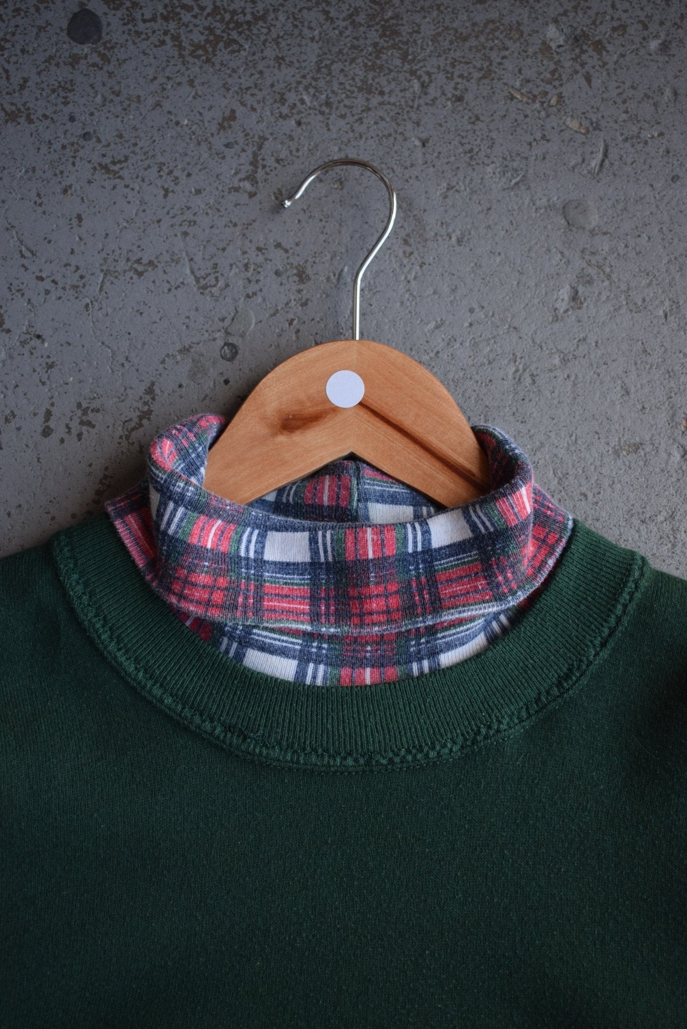 Vintage 90s The College Of William & Mary Turtleneck Sweater (L) - Retrospective Store