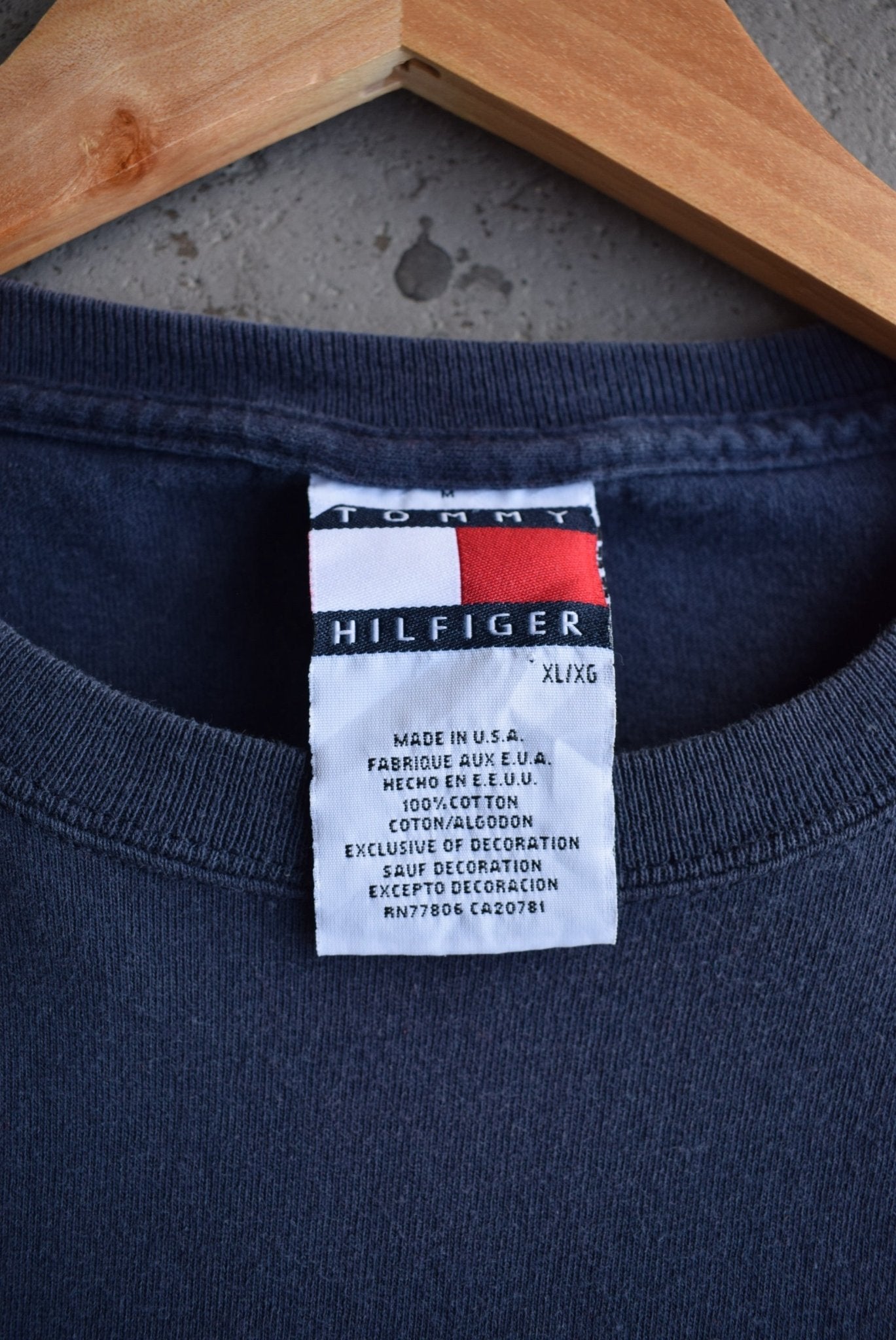 Vintage 90s Tommy Hilfiger Spellout Tee (XL) - Retrospective Store