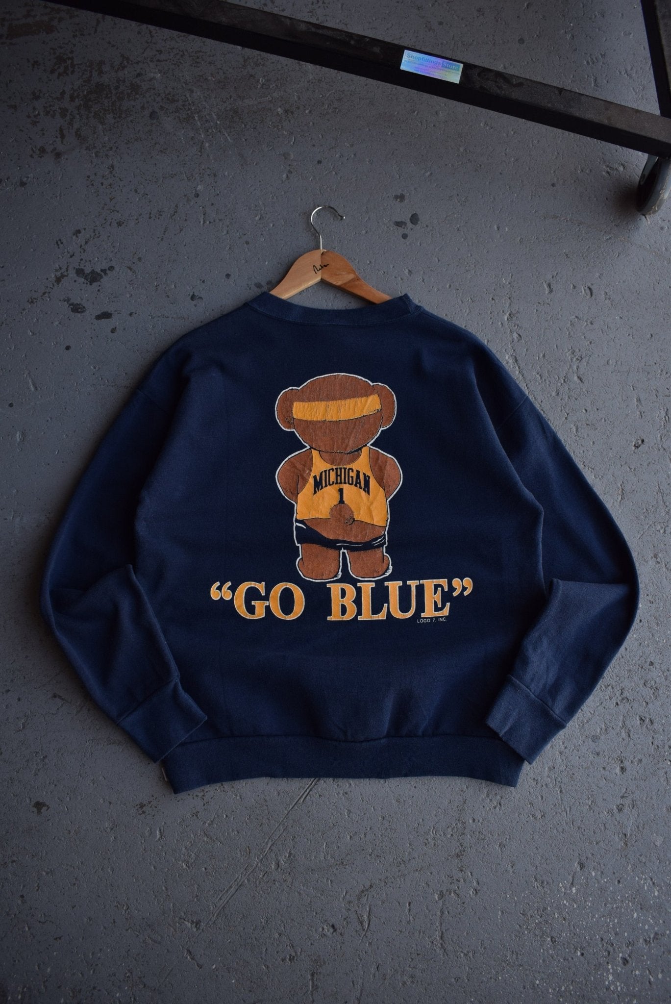 Vintage 90s University of Michigan Wolverines Basketball Crewneck (M) - Retrospective Store