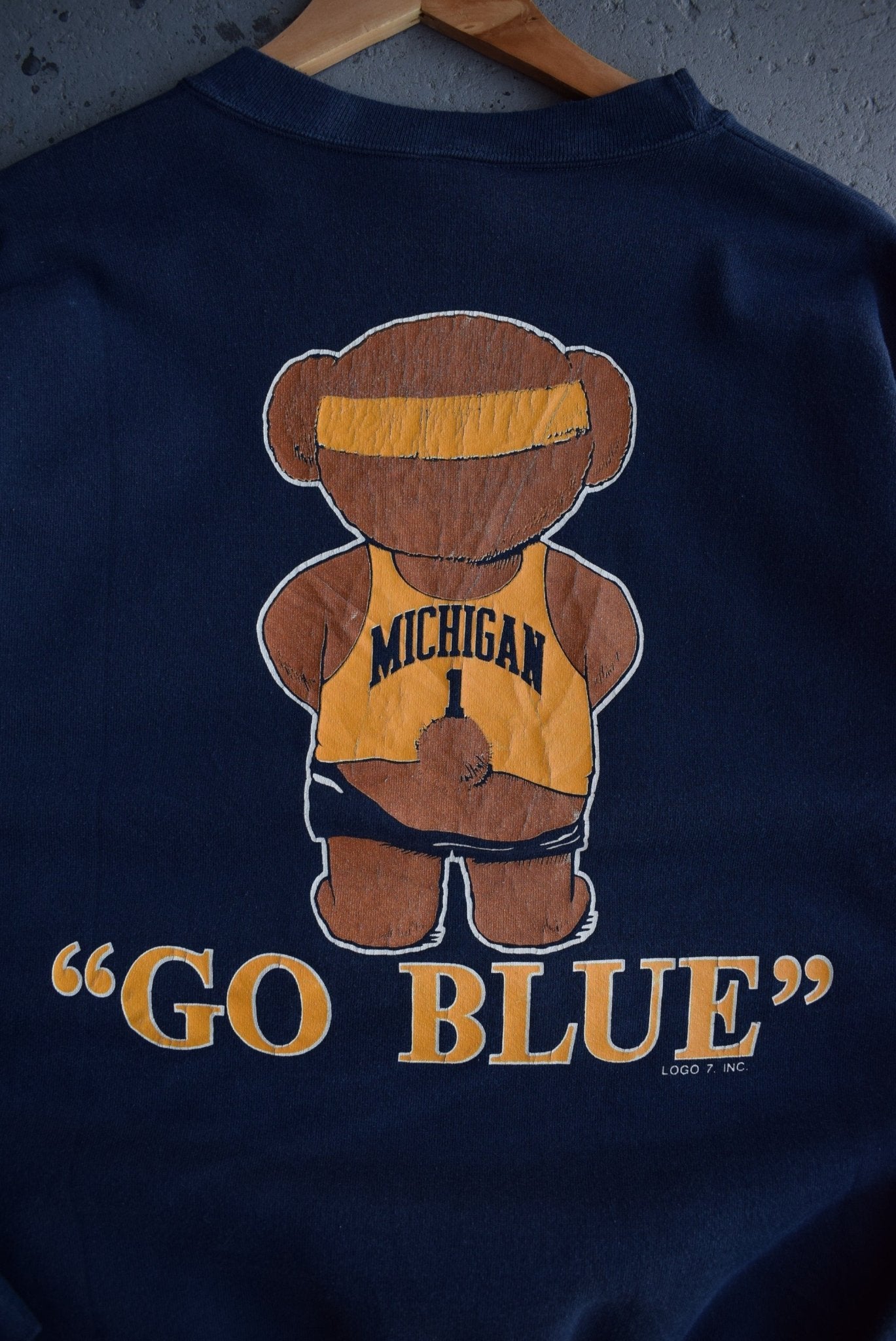 Vintage 90s University of Michigan Wolverines Basketball Crewneck (M) - Retrospective Store