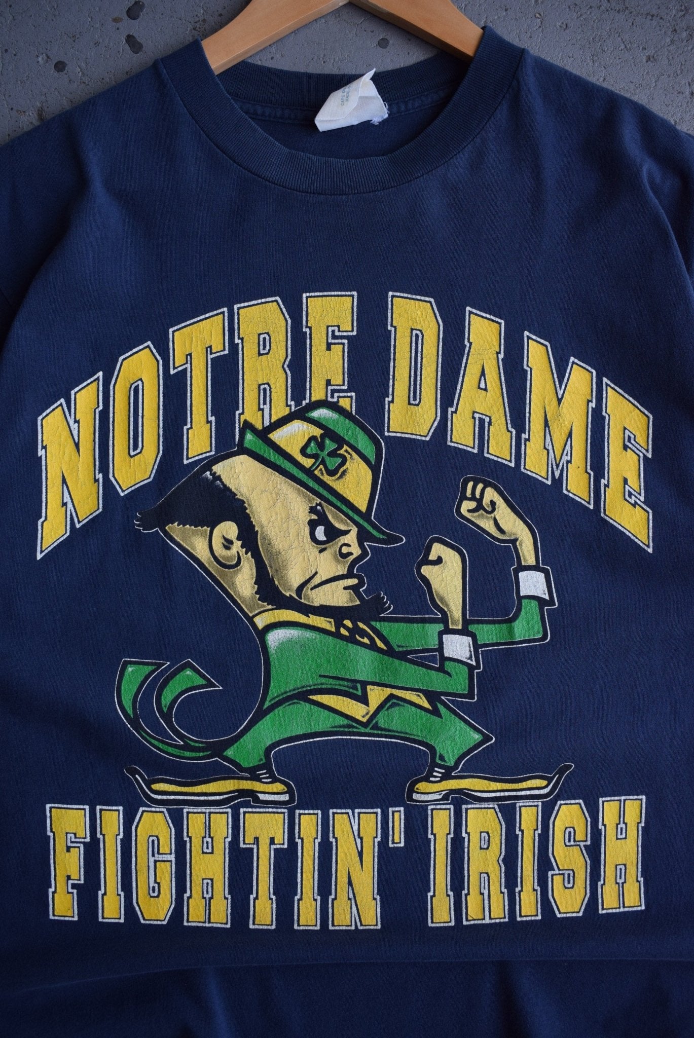 Vintage 90s University of Notre Dame 'Fightin' Irish' Tee (L) - Retrospective Store