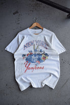 Vintage 90s Warner Bros. x MLB New York Yankees Tee (L) - Retrospective Store