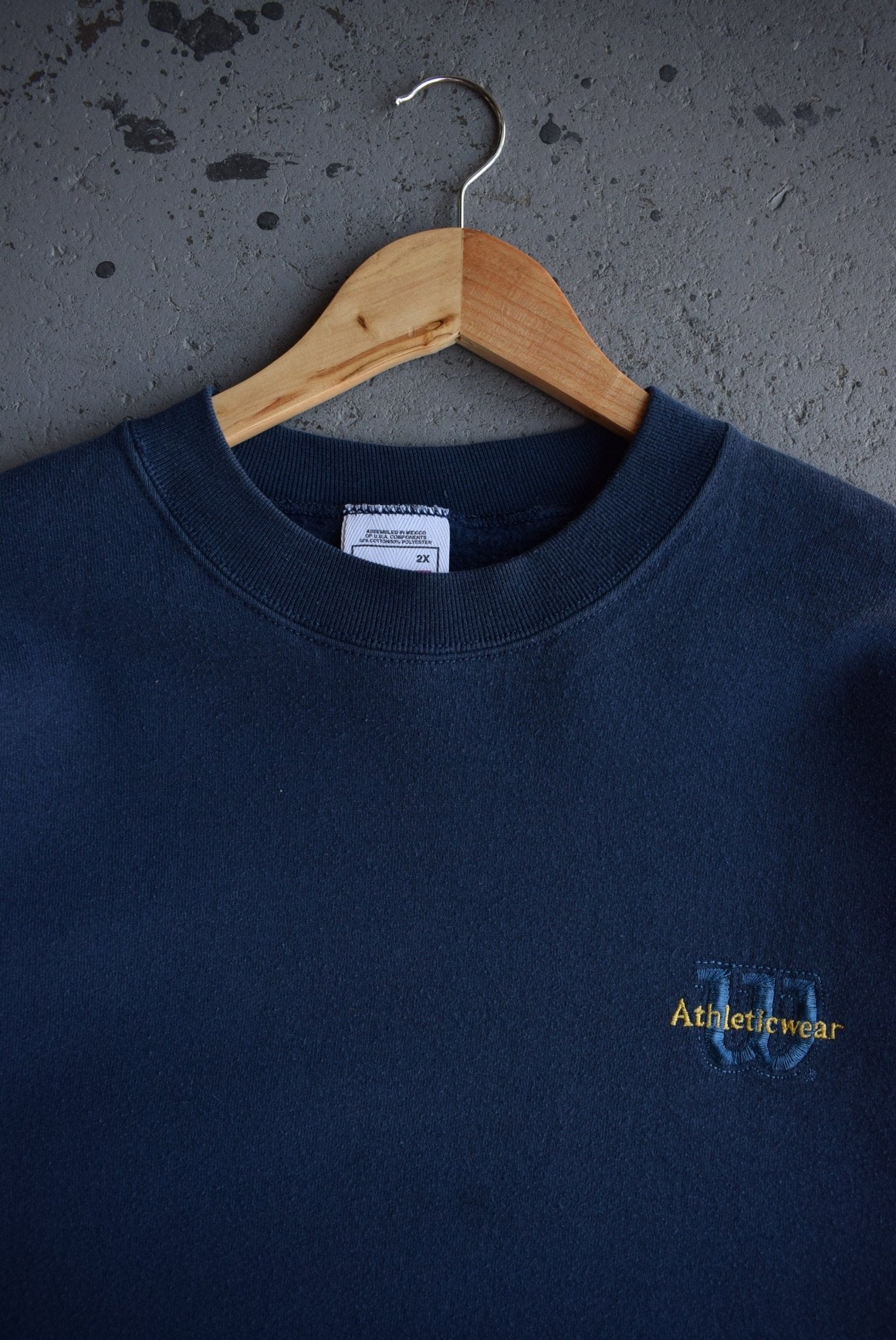 Vintage 90s Wilson Classic Logo Embroidered Crewneck (XL/XXL) - Retrospective Store
