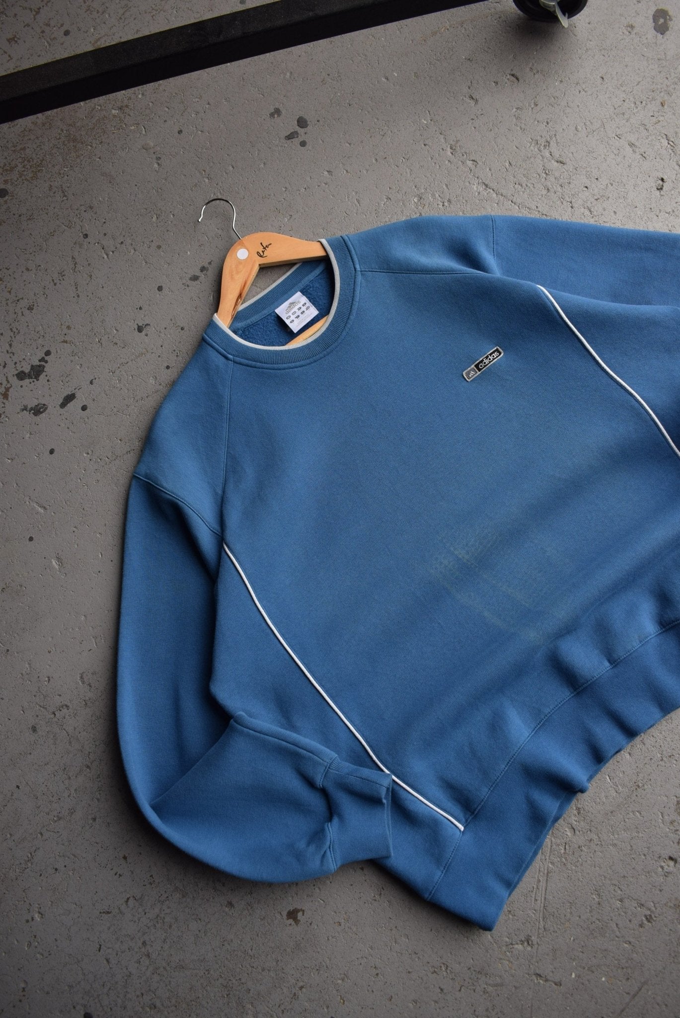 Vintage Adidas Classic Logo Embroidered Crewneck (XL) - Retrospective Store