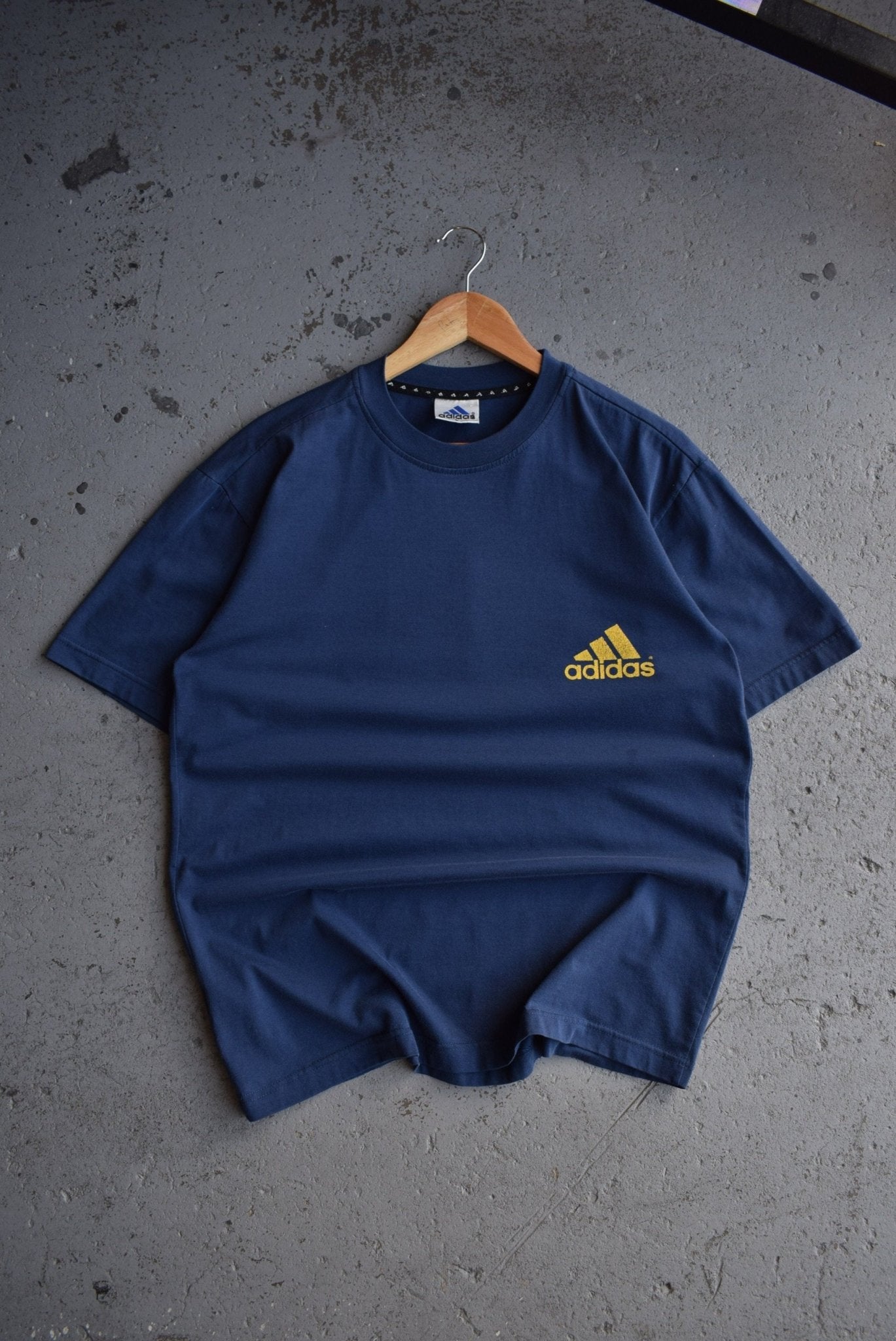 Vintage Adidas Classic Logo Tee (M/L) - Retrospective Store
