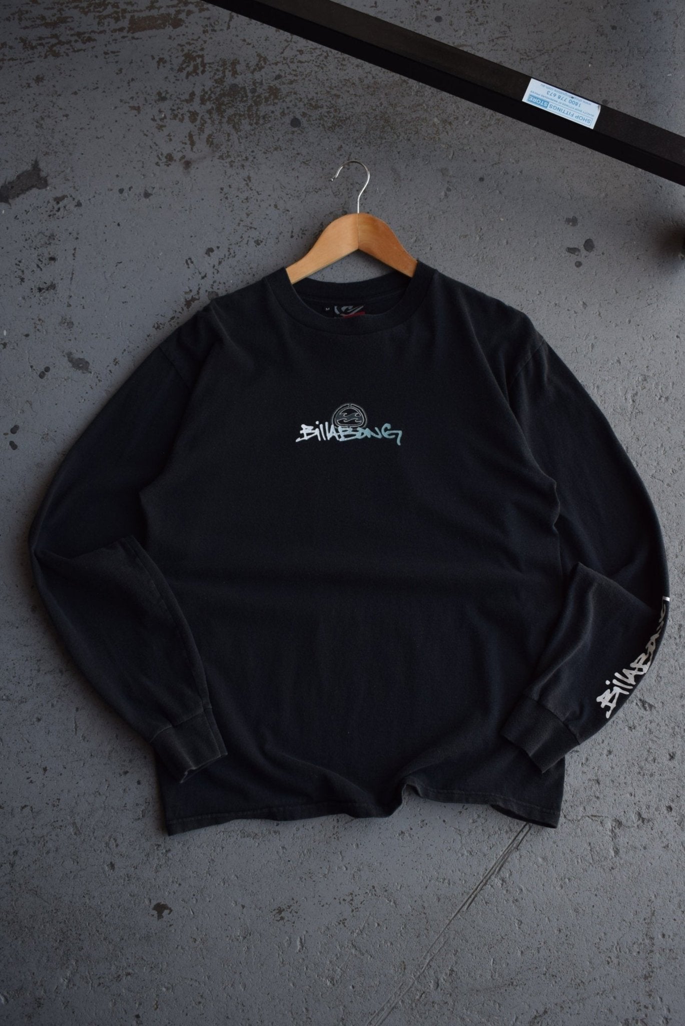 Vintage Billabong Spellout Long Sleeve Tee (M) - Retrospective Store