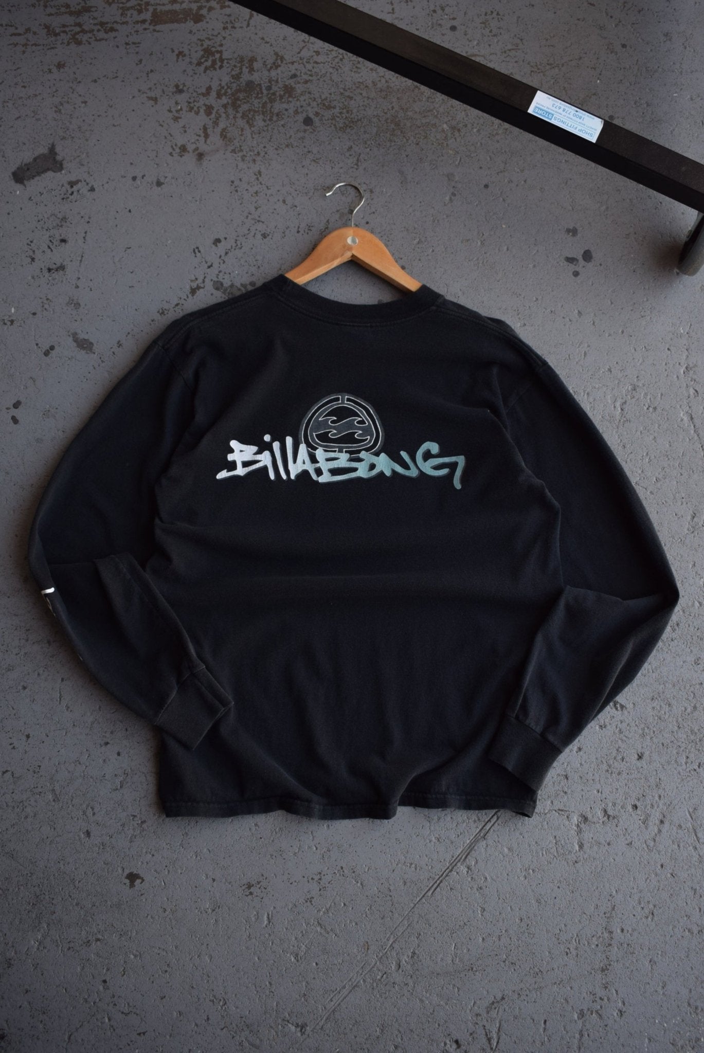 Vintage Billabong Spellout Long Sleeve Tee (M) - Retrospective Store