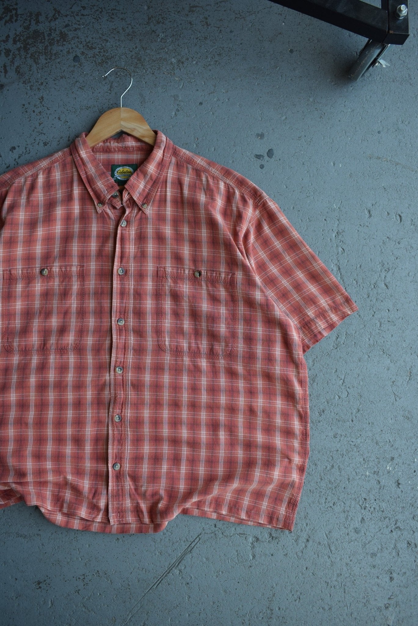 Vintage Cabela's Outdoor Gear Cropped Button Up (XL/XXL) - Retrospective Store