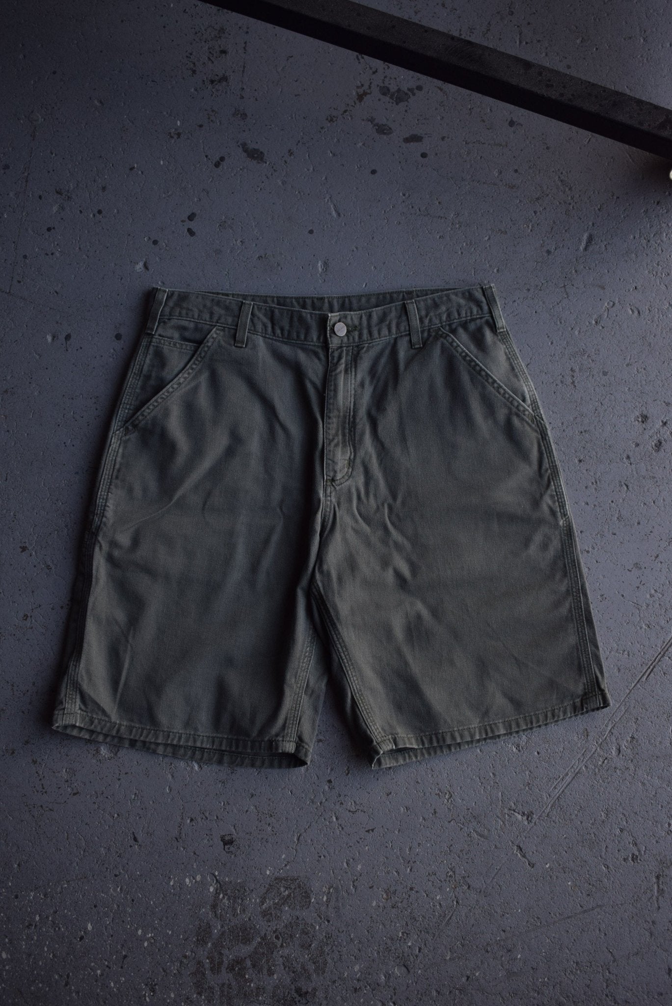 Vintage Carhartt Carpenter Shorts (34) - Retrospective Store