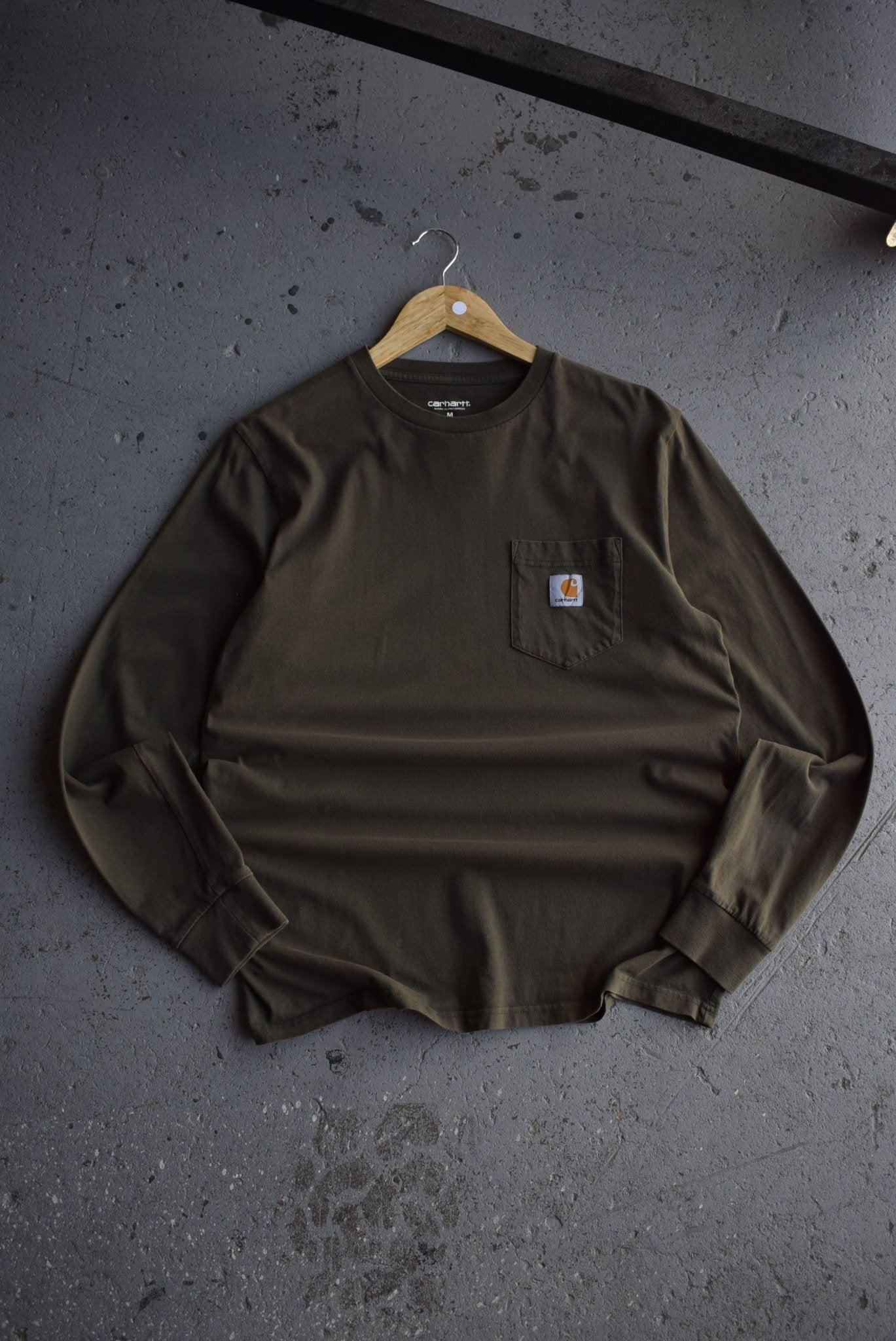 Vintage Carhartt Classic Logo Long Sleeve Pocket Tee (M) - Retrospective Store