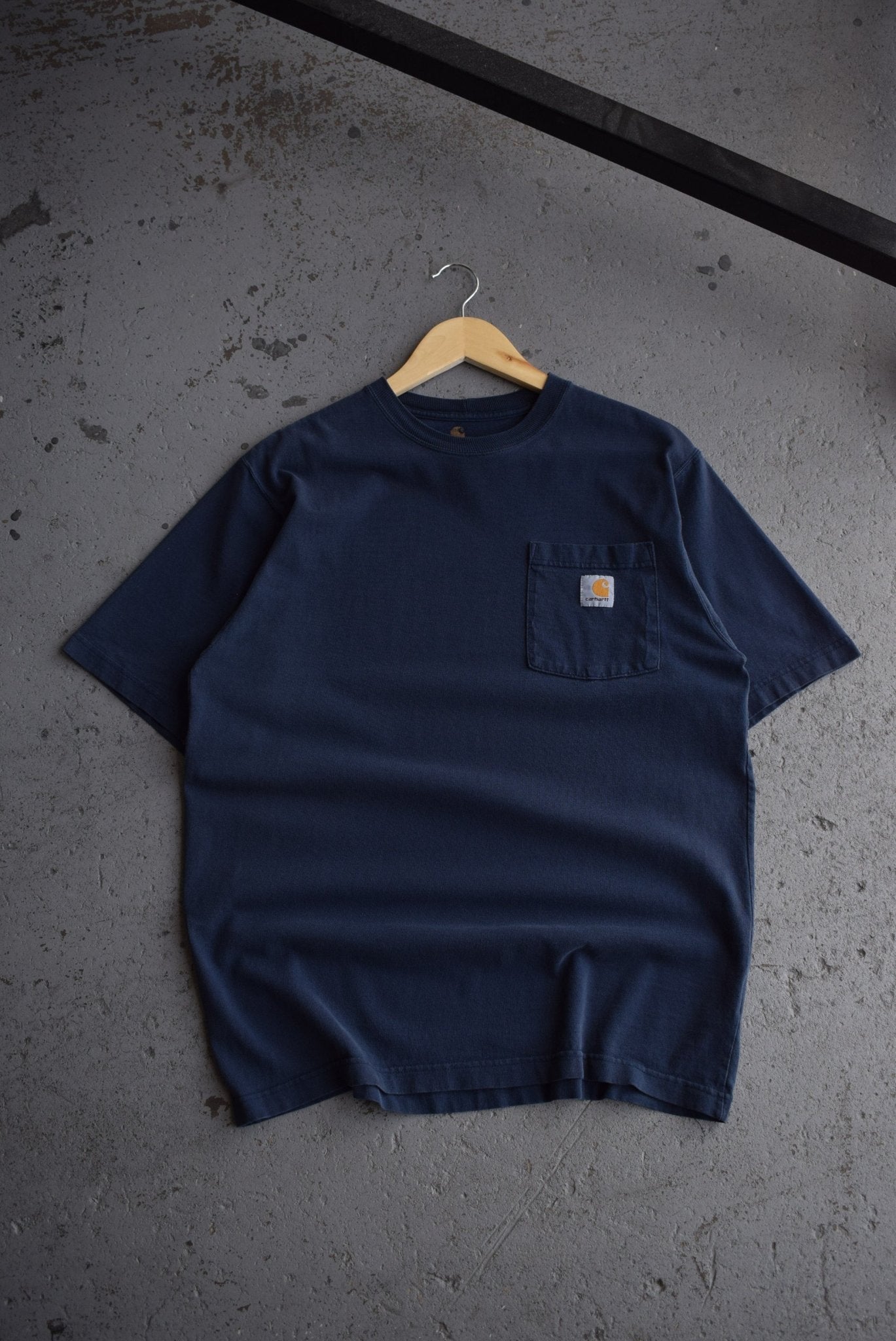 Vintage Carhartt Classic Logo Tee (M) - Retrospective Store