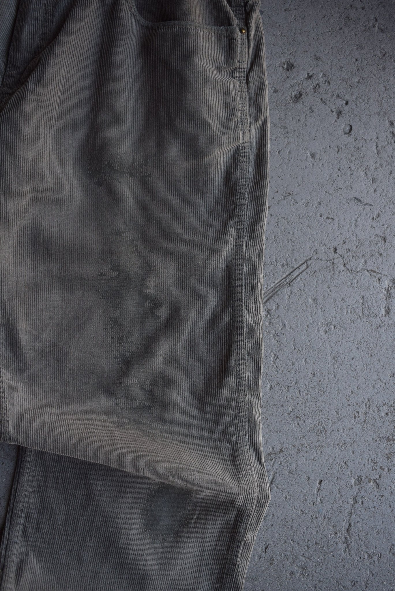 Vintage Carhartt Corduroy Pants (36) - Retrospective Store