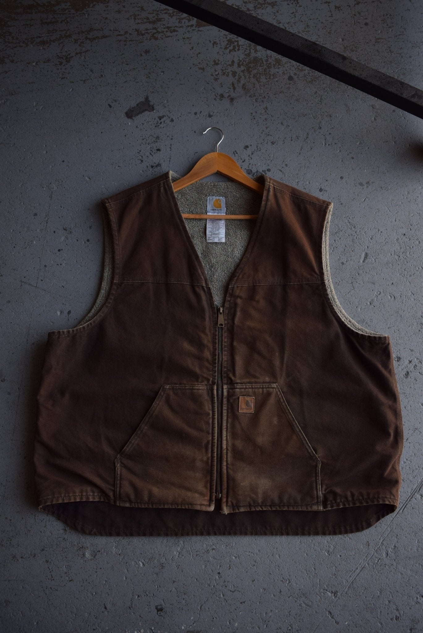 Vintage Carhartt Sherpa - lined Workwear Vest (XXL) - Retrospective Store
