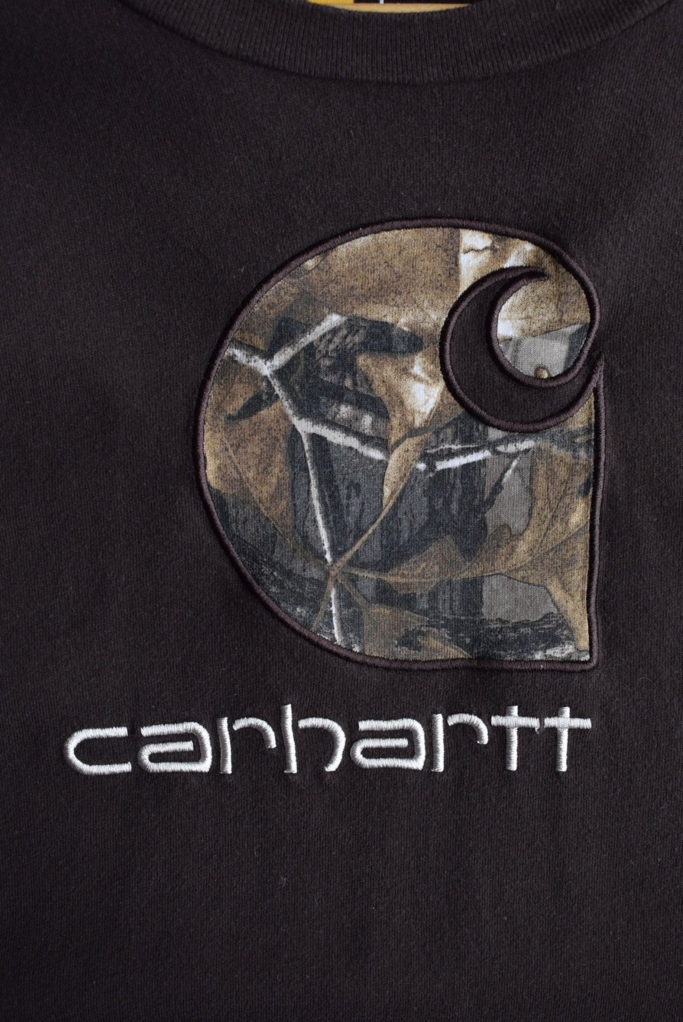 Vintage Carhartt x Real Tree Embroidered Spellout Long Sleeve Tee (S) - Retrospective Store