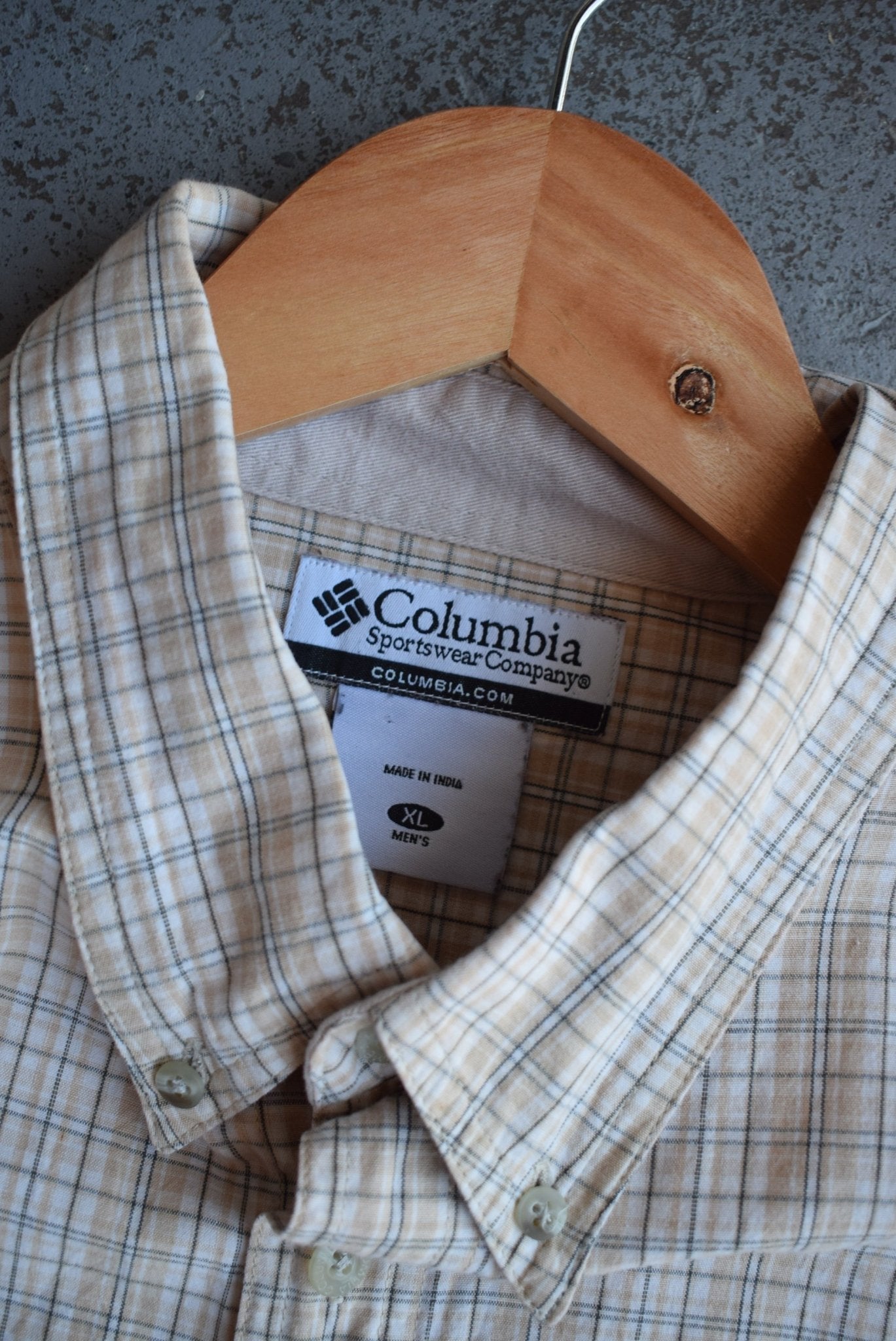 Vintage Columbia Cropped Button Up (XL) - Retrospective Store