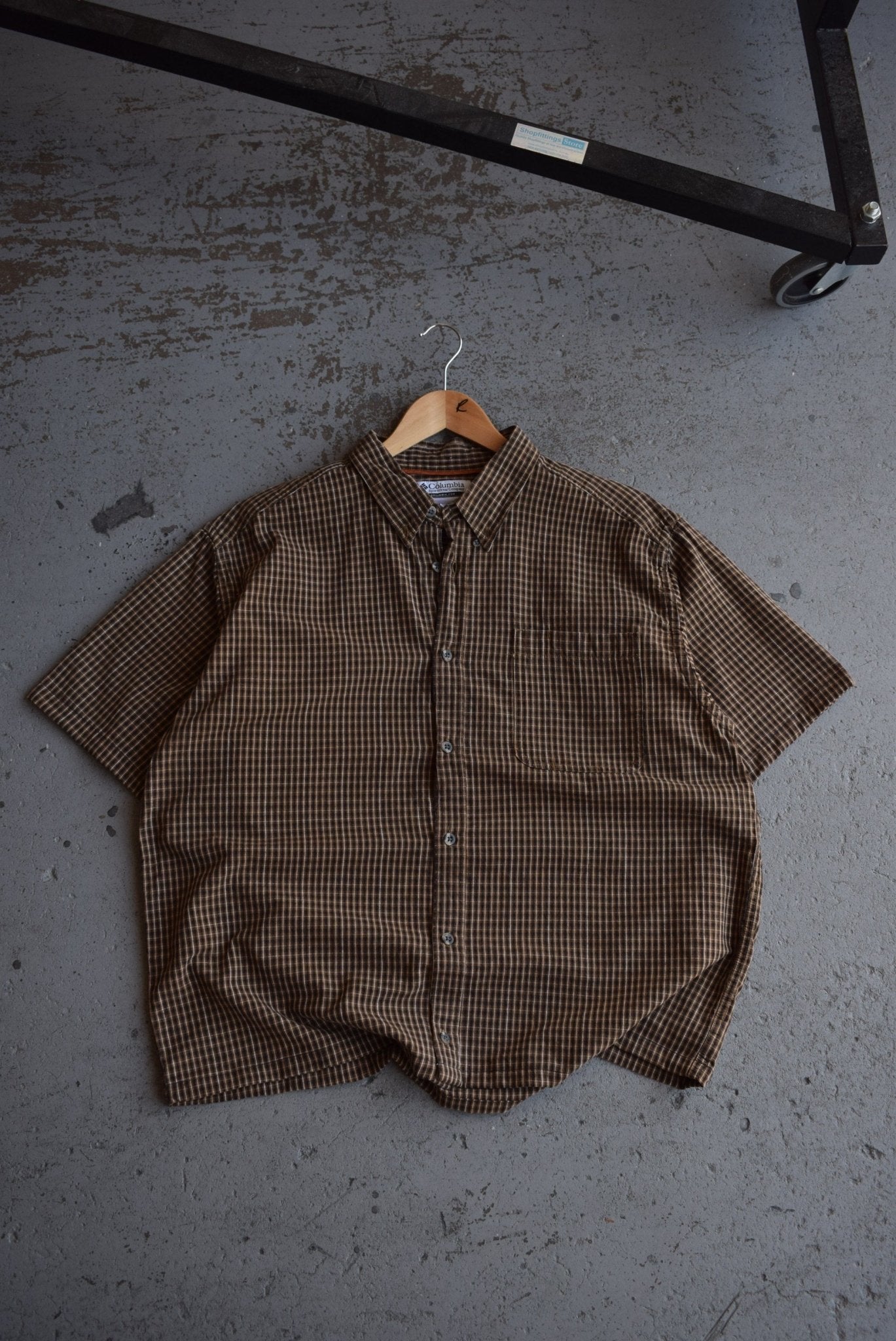 Vintage Columbia Cropped Button Up (XL) - Retrospective Store