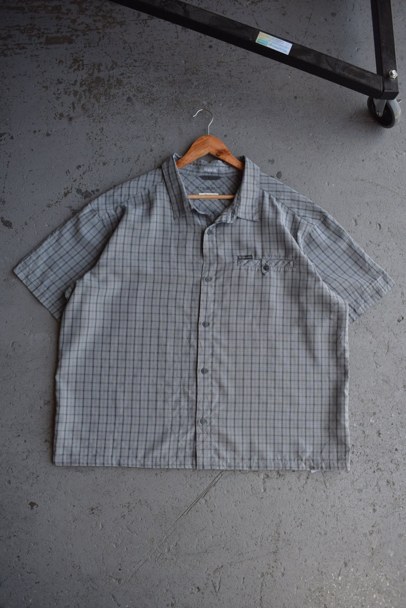 Vintage Columbia Cropped Button Up (XL/XXL) - Retrospective Store