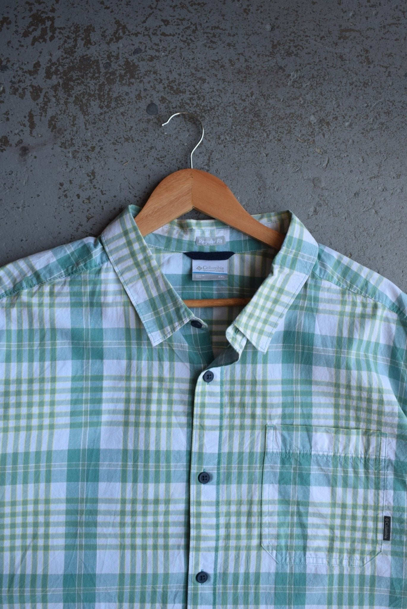 Vintage Columbia Cropped Button Up (XL/XXL) - Retrospective Store