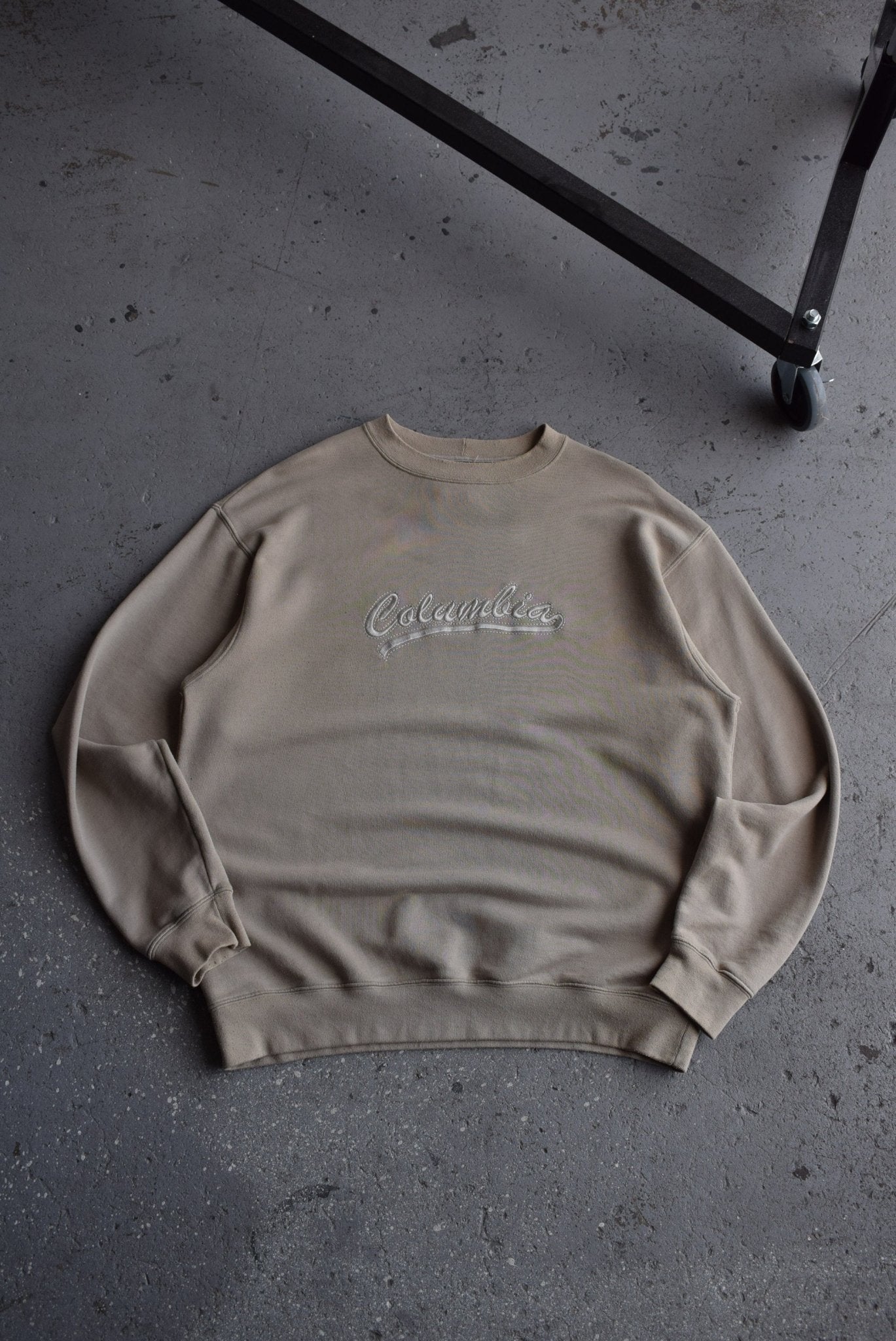 Vintage Columbia Embroidered Spellout Crewneck (XL) - Retrospective Store